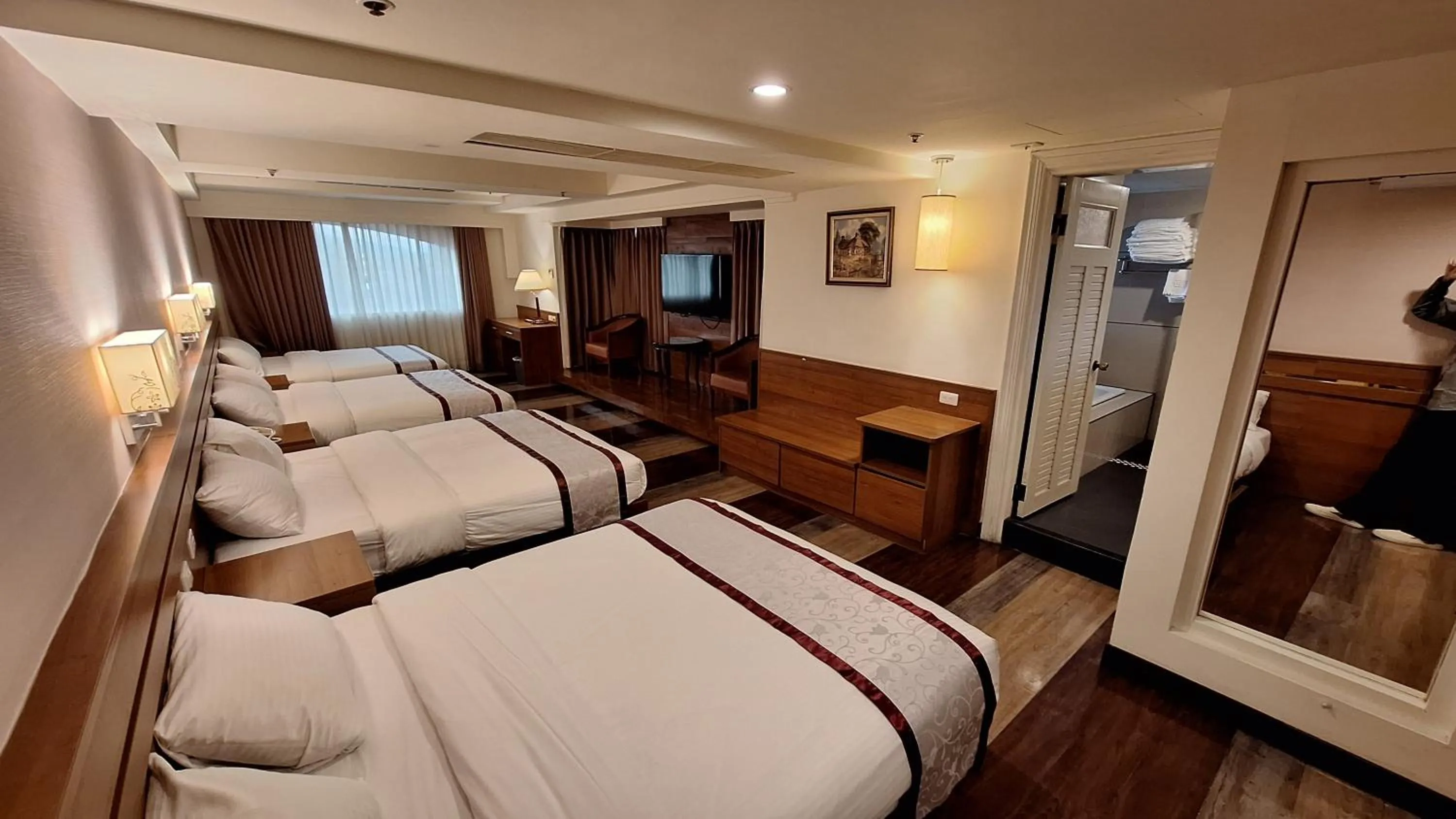 Bed in Cheng Pao Hotel