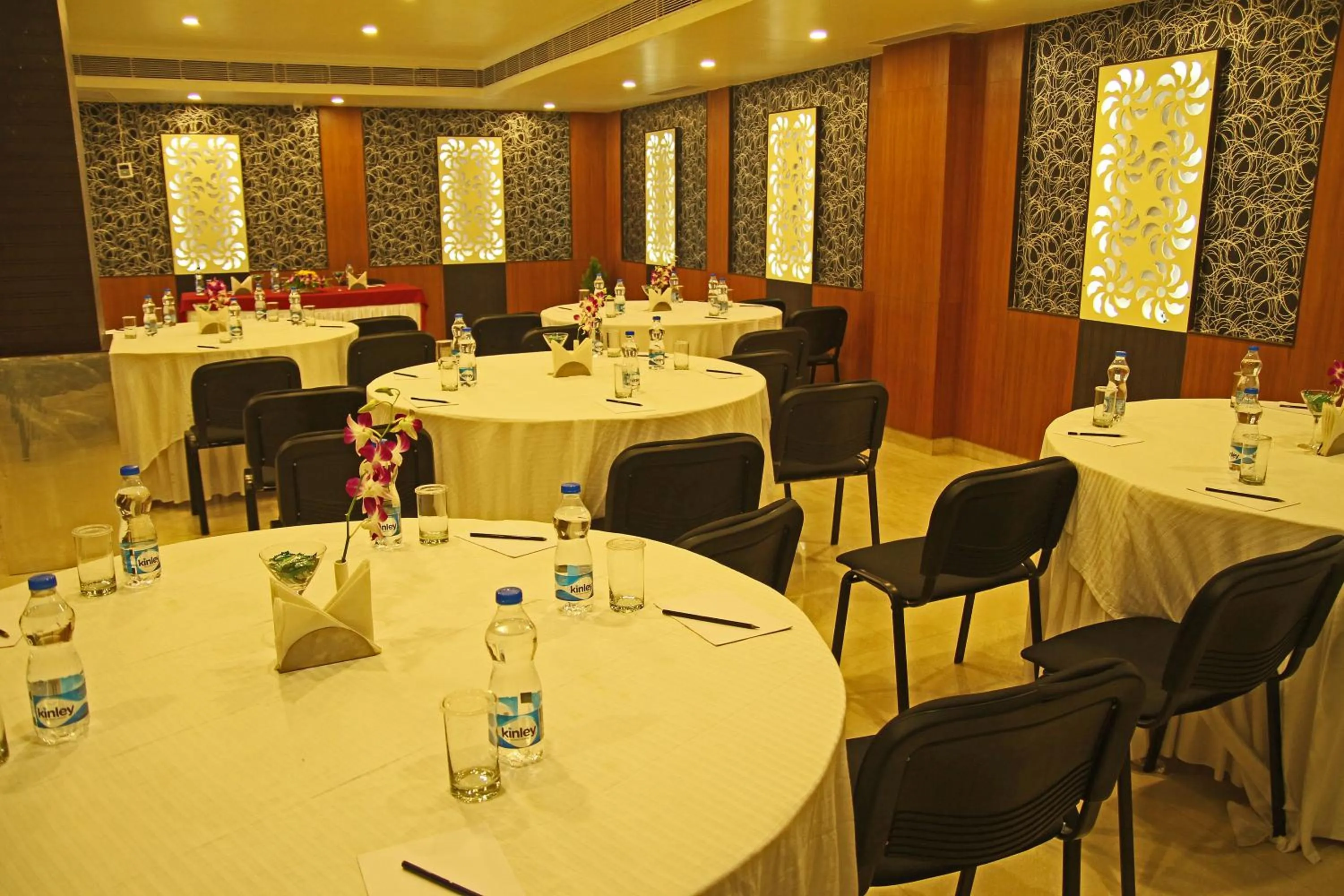 Business facilities in Hotel Sonar Tori