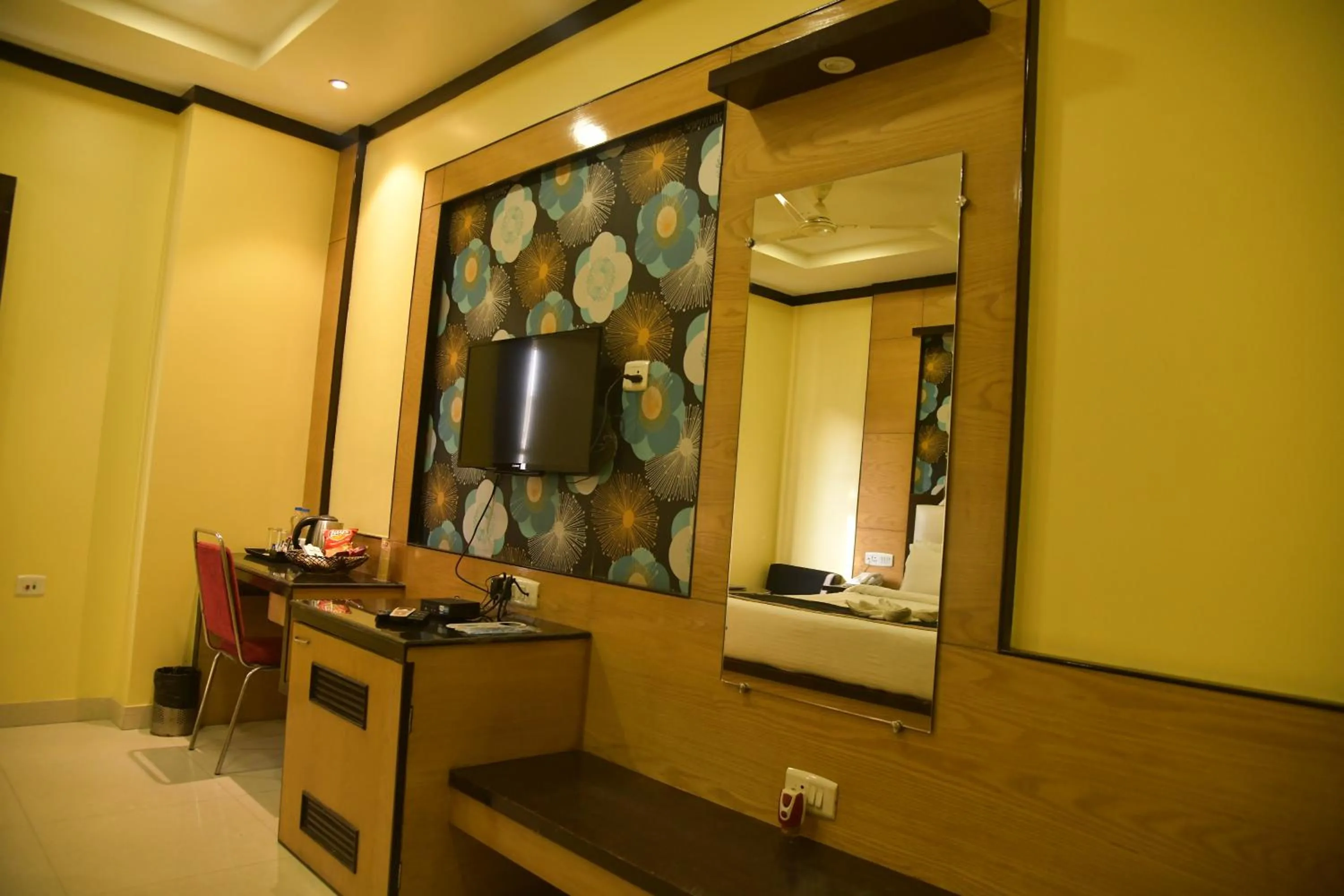 TV and multimedia in Hotel Sonar Tori