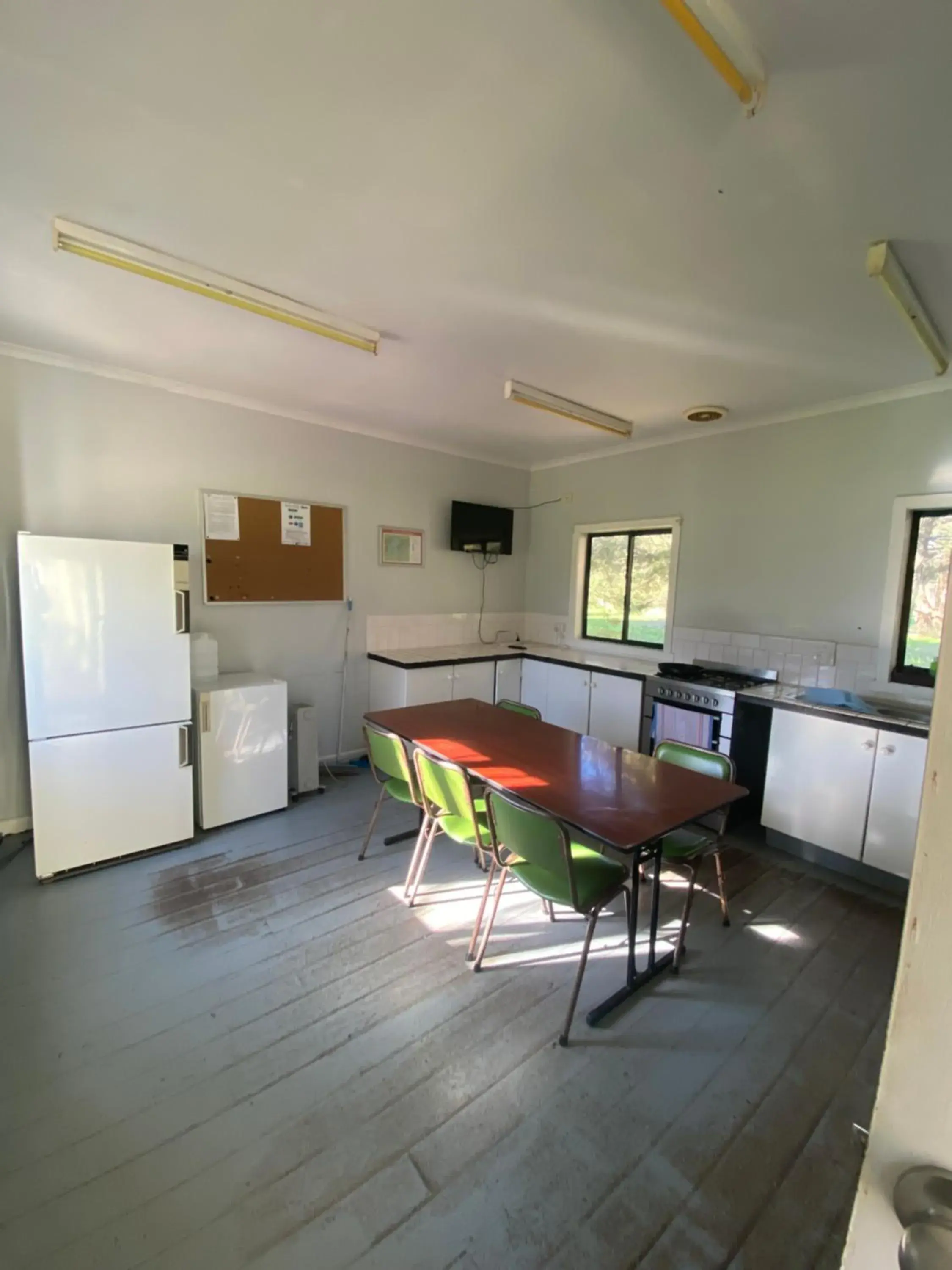 Bunkhouse in BIG4 Breeze Holiday Parks - Eildon Bunkhouse in BIG4 Breeze Holiday Parks - Eildon
