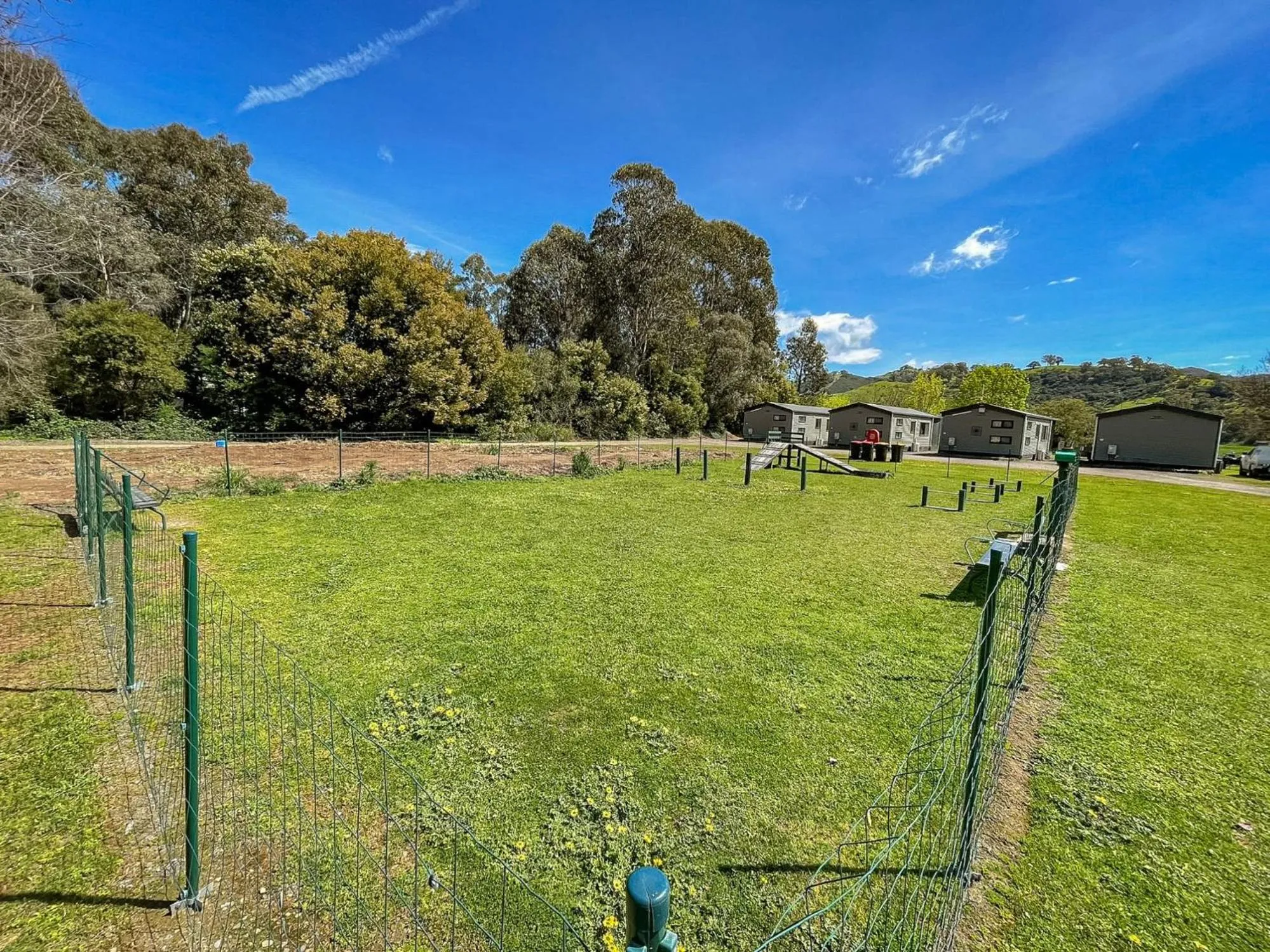 pet friendly in BIG4 Breeze Holiday Parks - Eildon