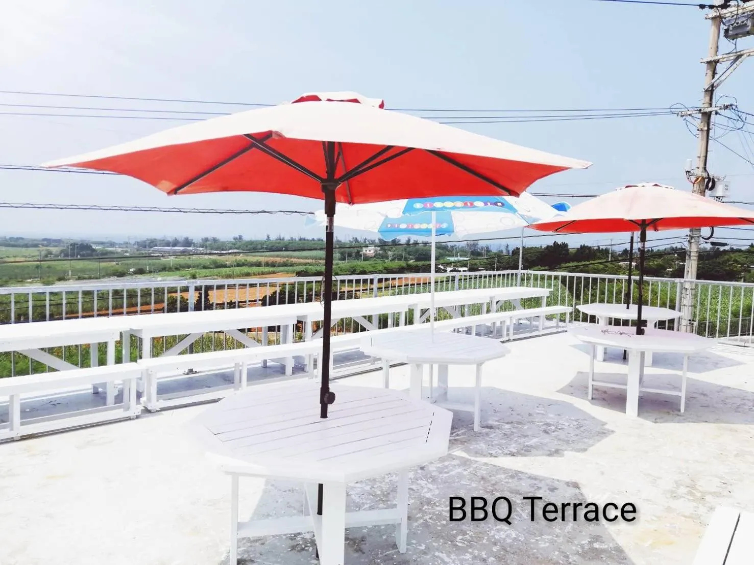BBQ facilities in Sunset Hill Bise