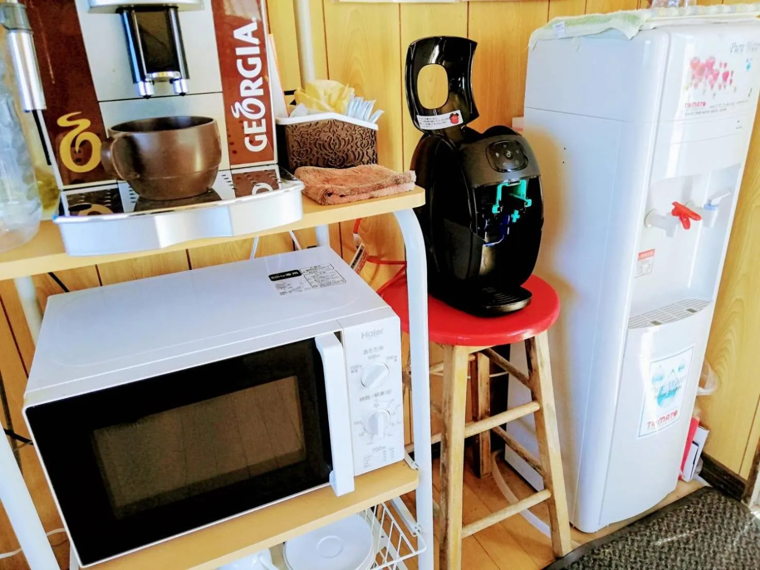 Communal lounge/ TV room in Sunset Hill Bise