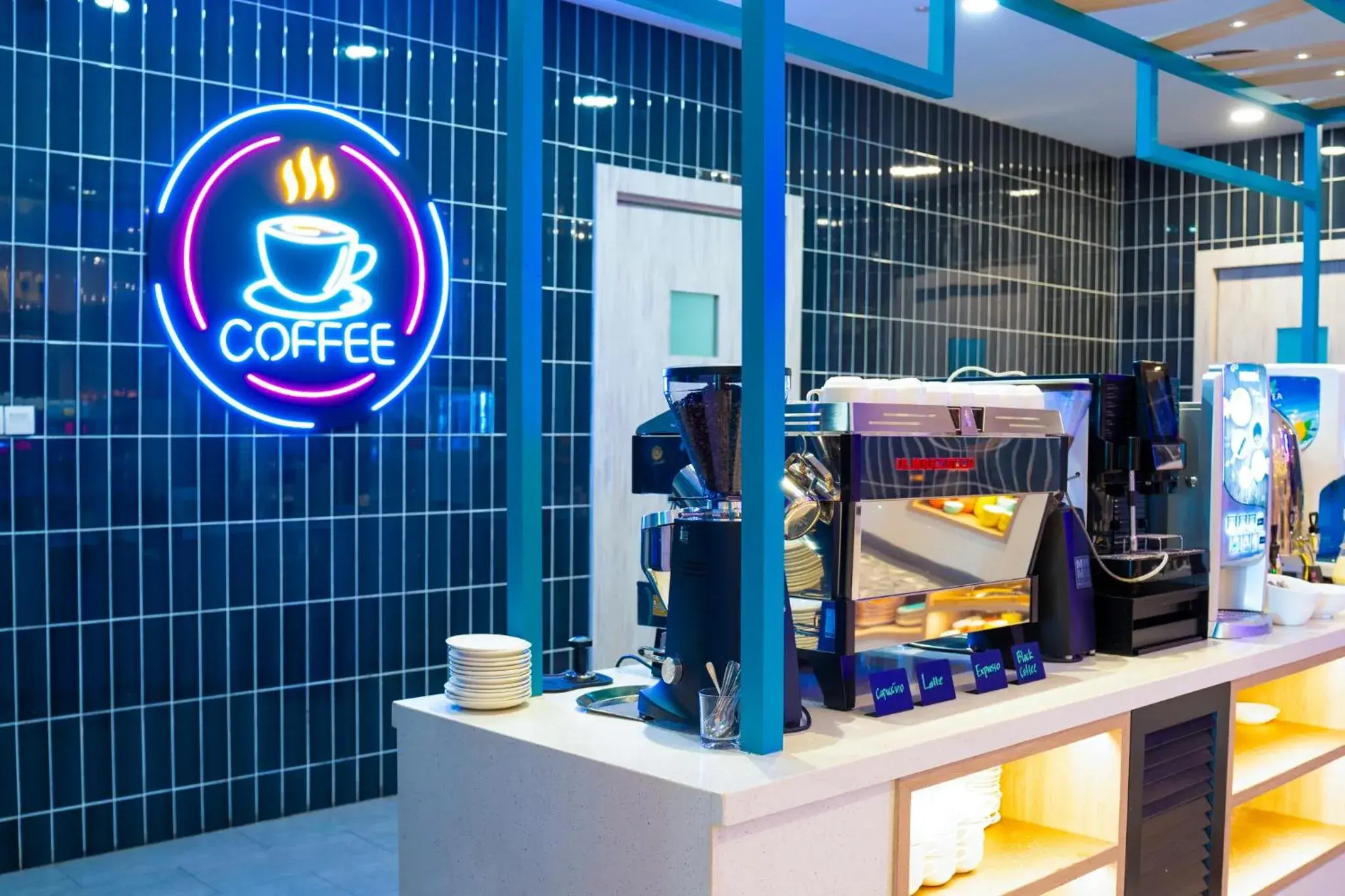 Restaurant/places to eat in The Waterfront Hotel Kuching Restaurant/places to eat in The Waterfront Hotel Kuching