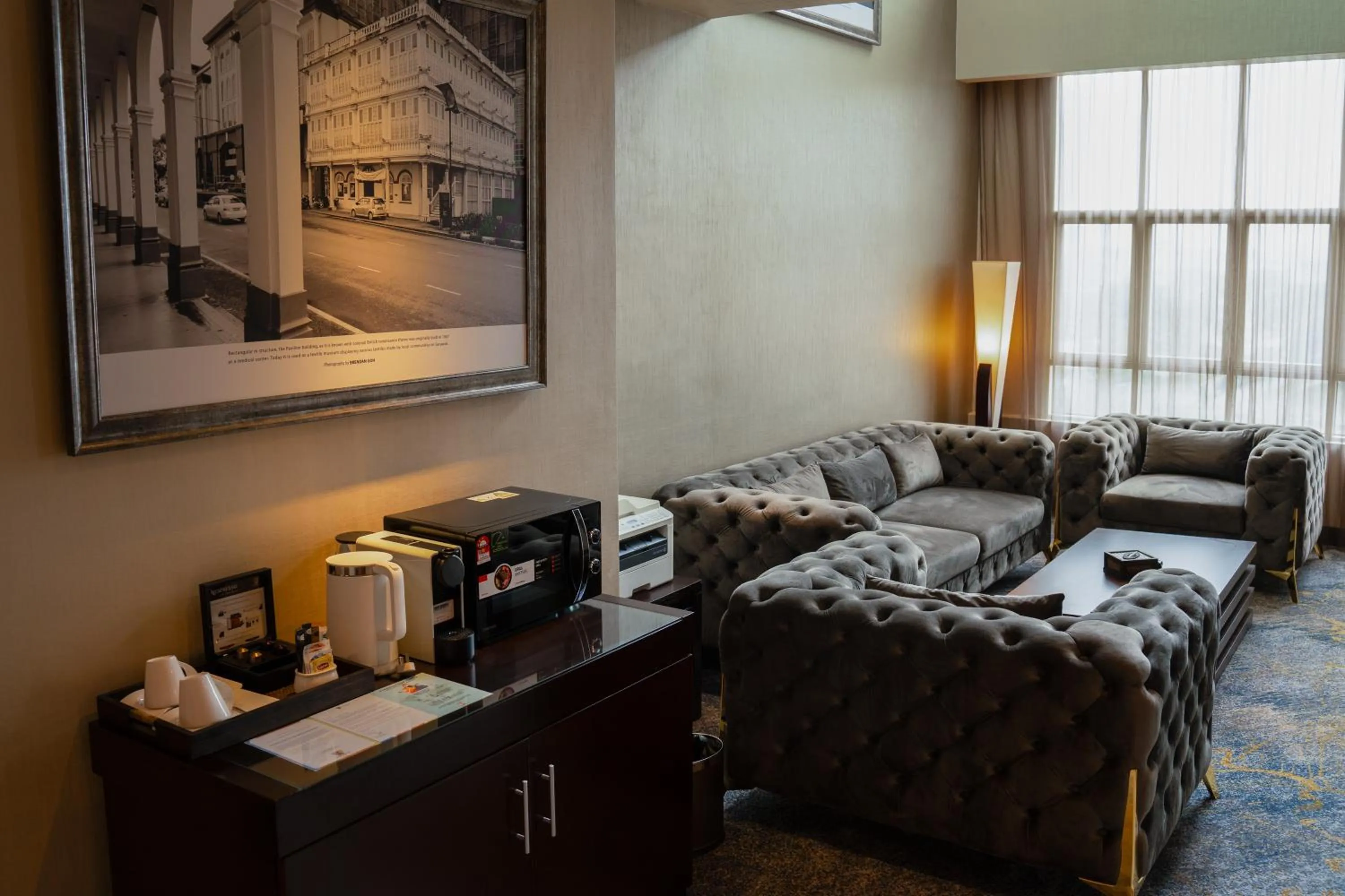 Living room in The Waterfront Hotel Kuching