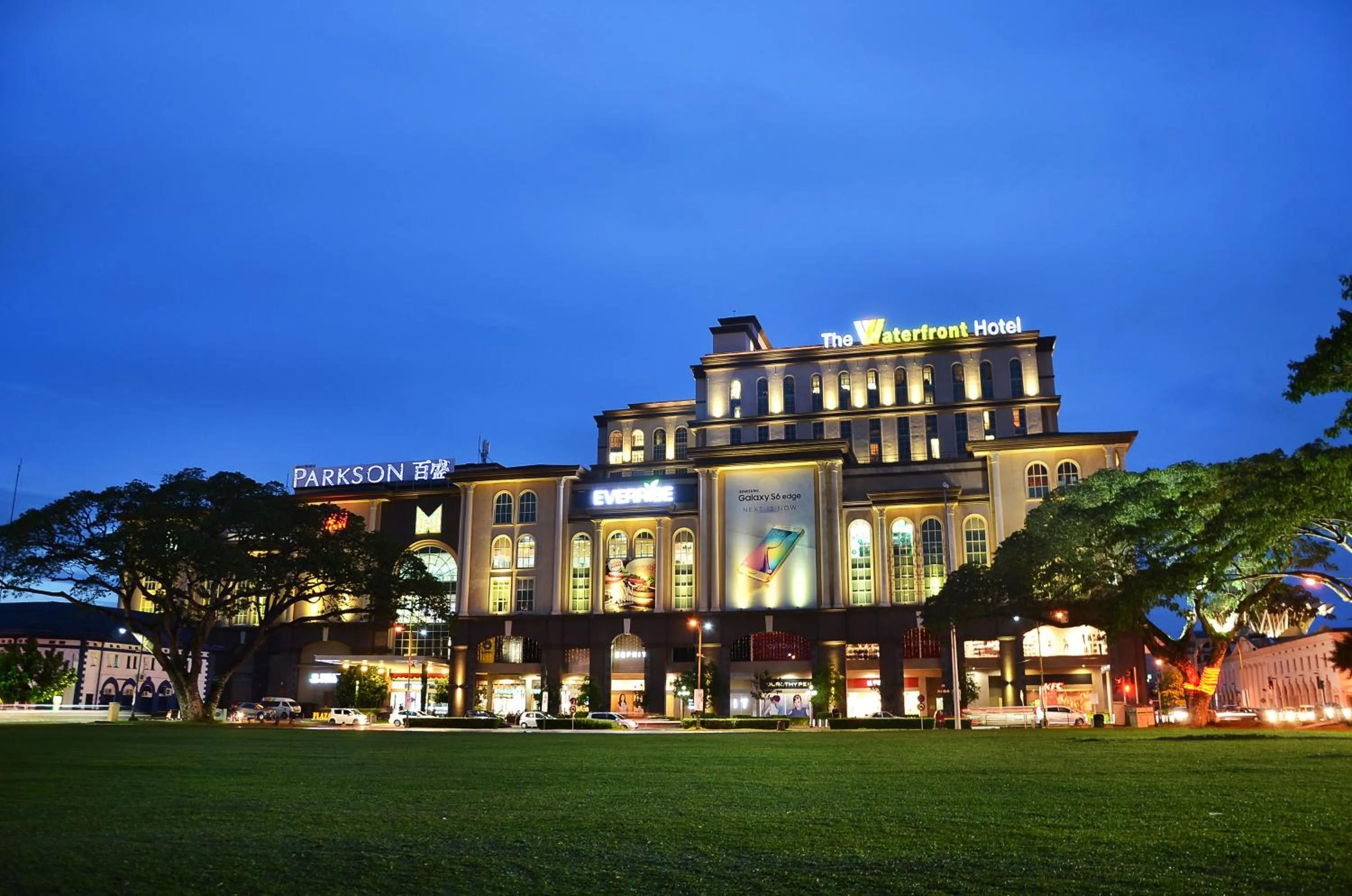 Nearby landmark in The Waterfront Hotel Kuching