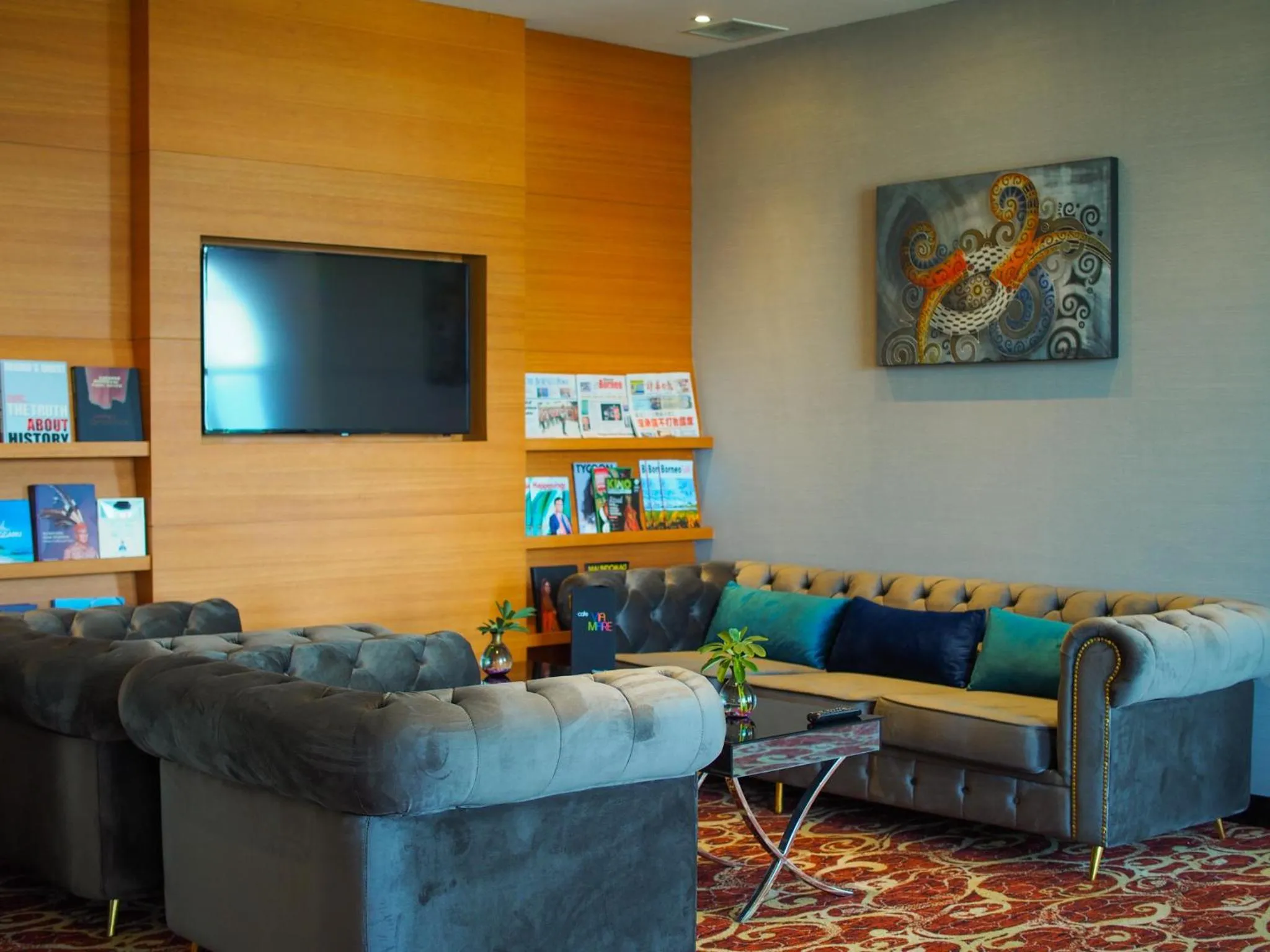 Lounge or bar in The Waterfront Hotel Kuching