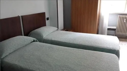 hotel mira