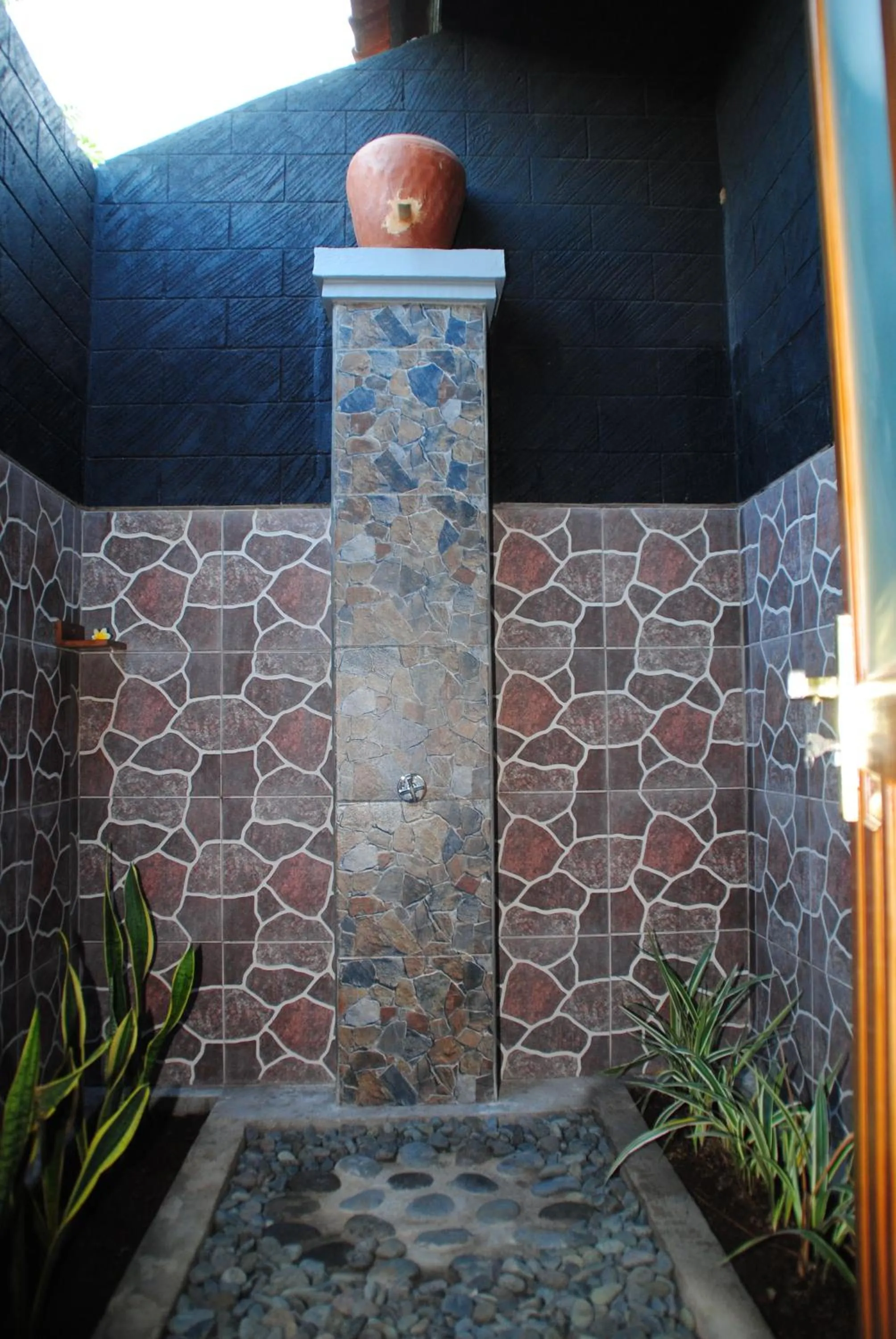 Shower in Tiara Homestay Pemuteran Bali
