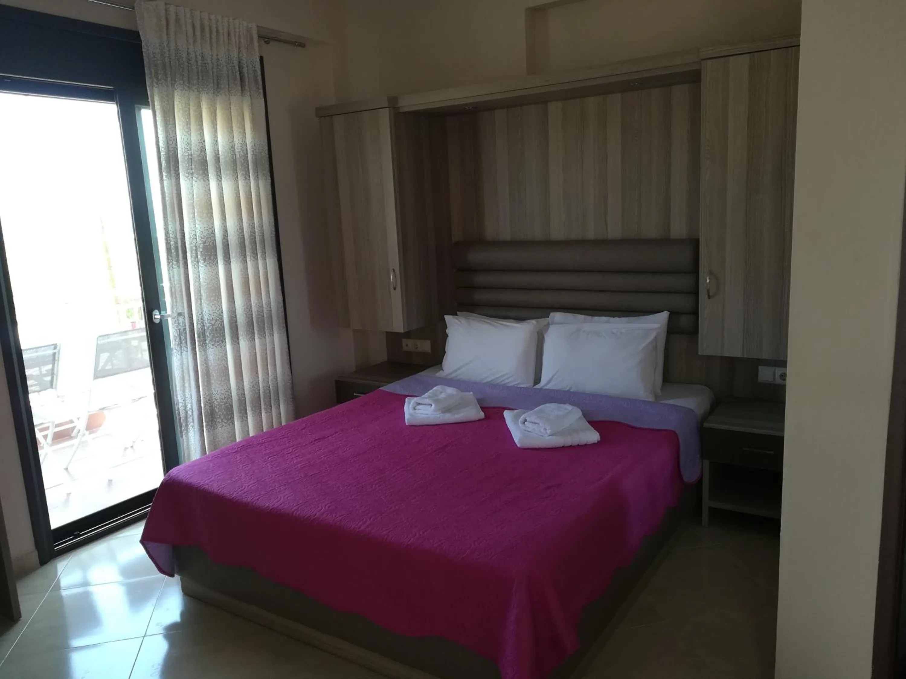 Bed in Palmyra Studios