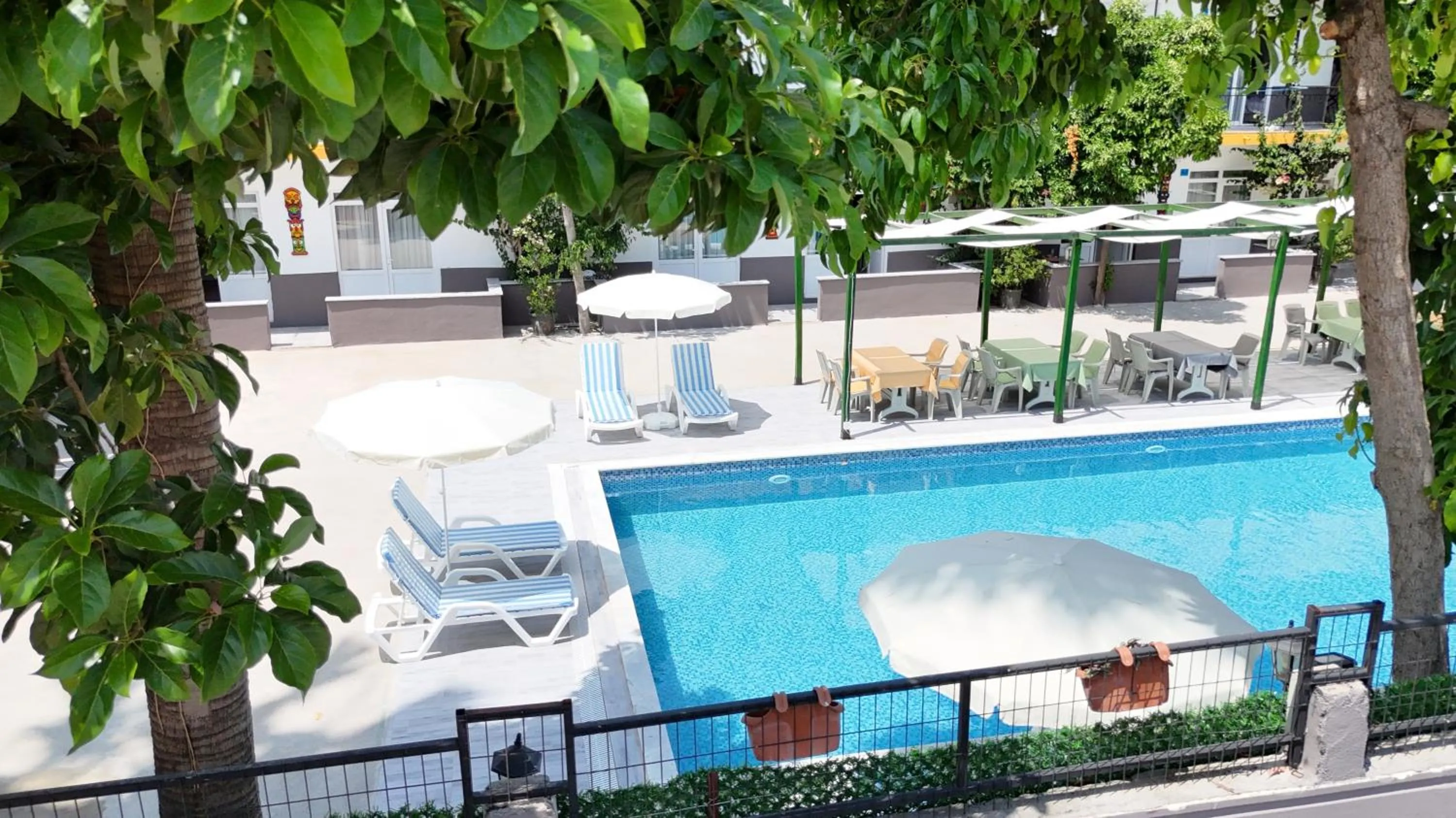 Hillside Apart House