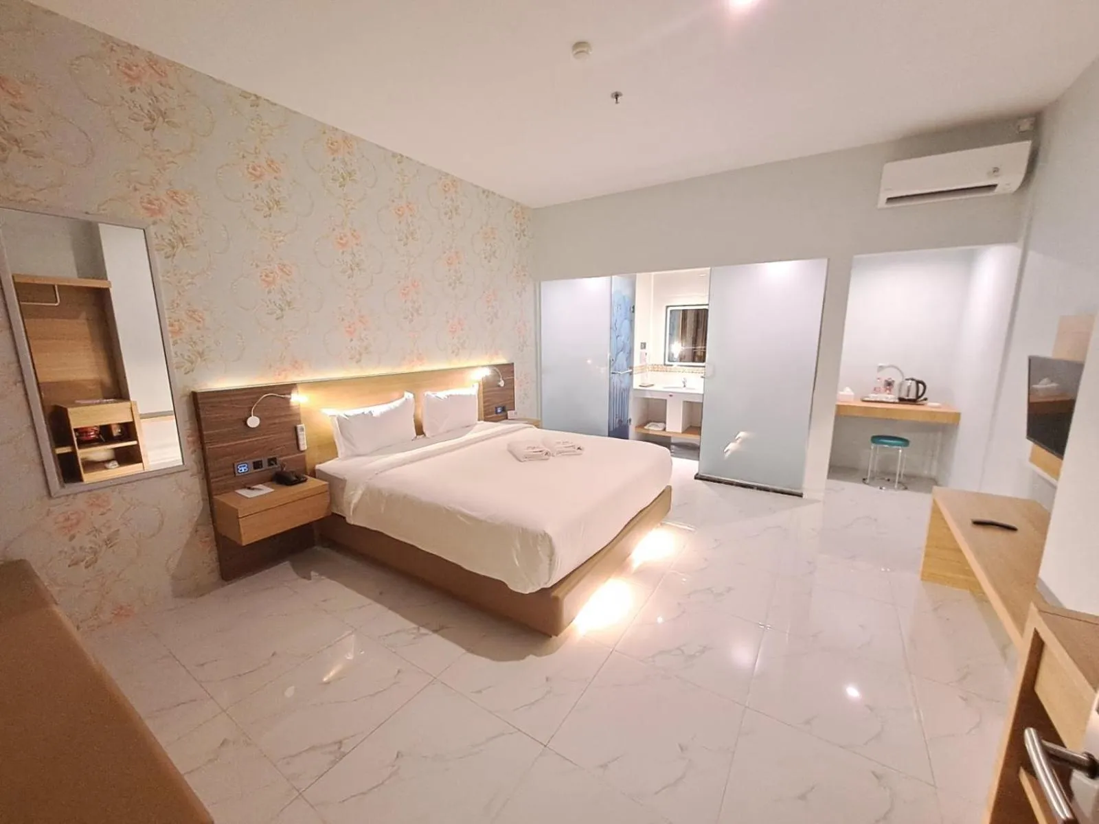Bed in SELECTA HOTEL Medan