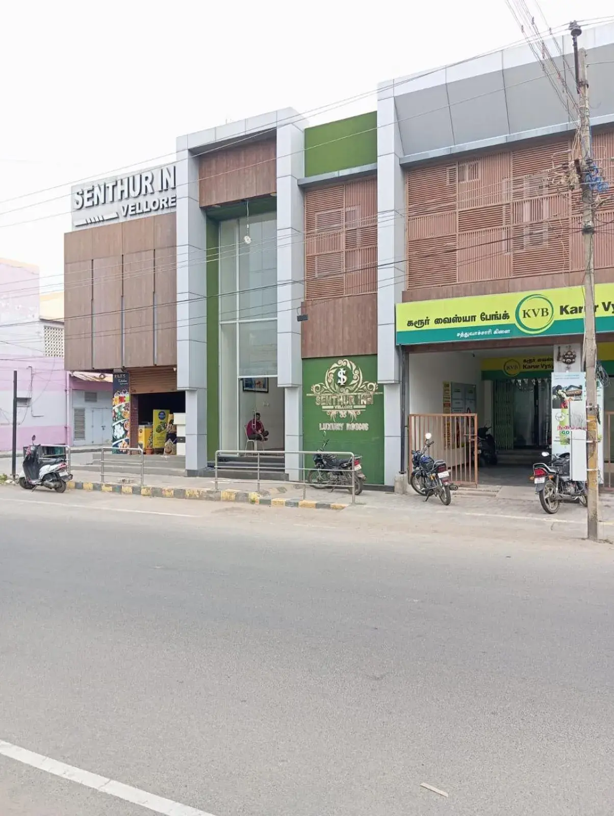 Property building in Senthur Inn By K Hotels Property building in Senthur Inn By K Hotels