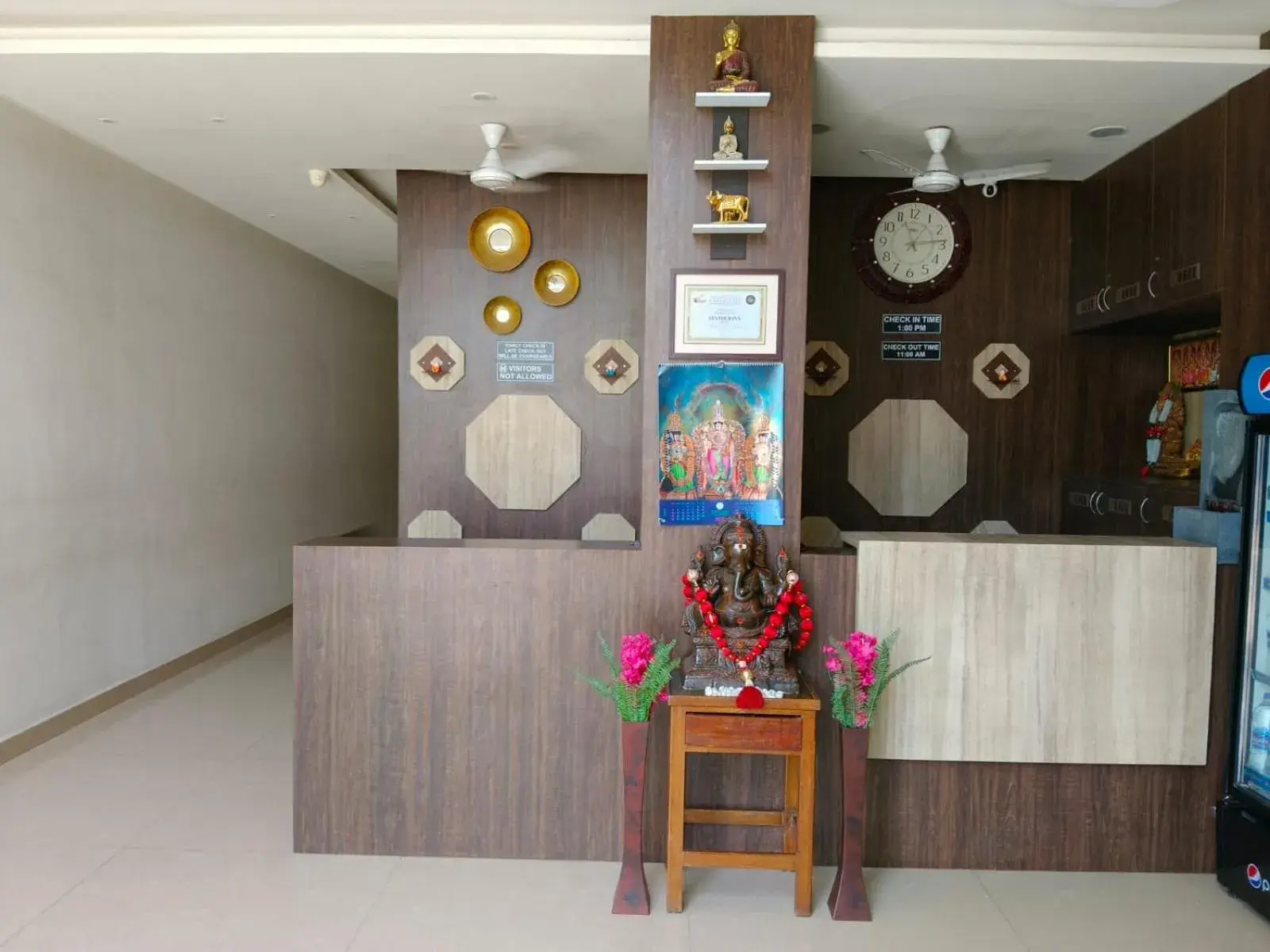 Lobby or reception in Senthur Inn By K Hotels Lobby or reception in Senthur Inn By K Hotels