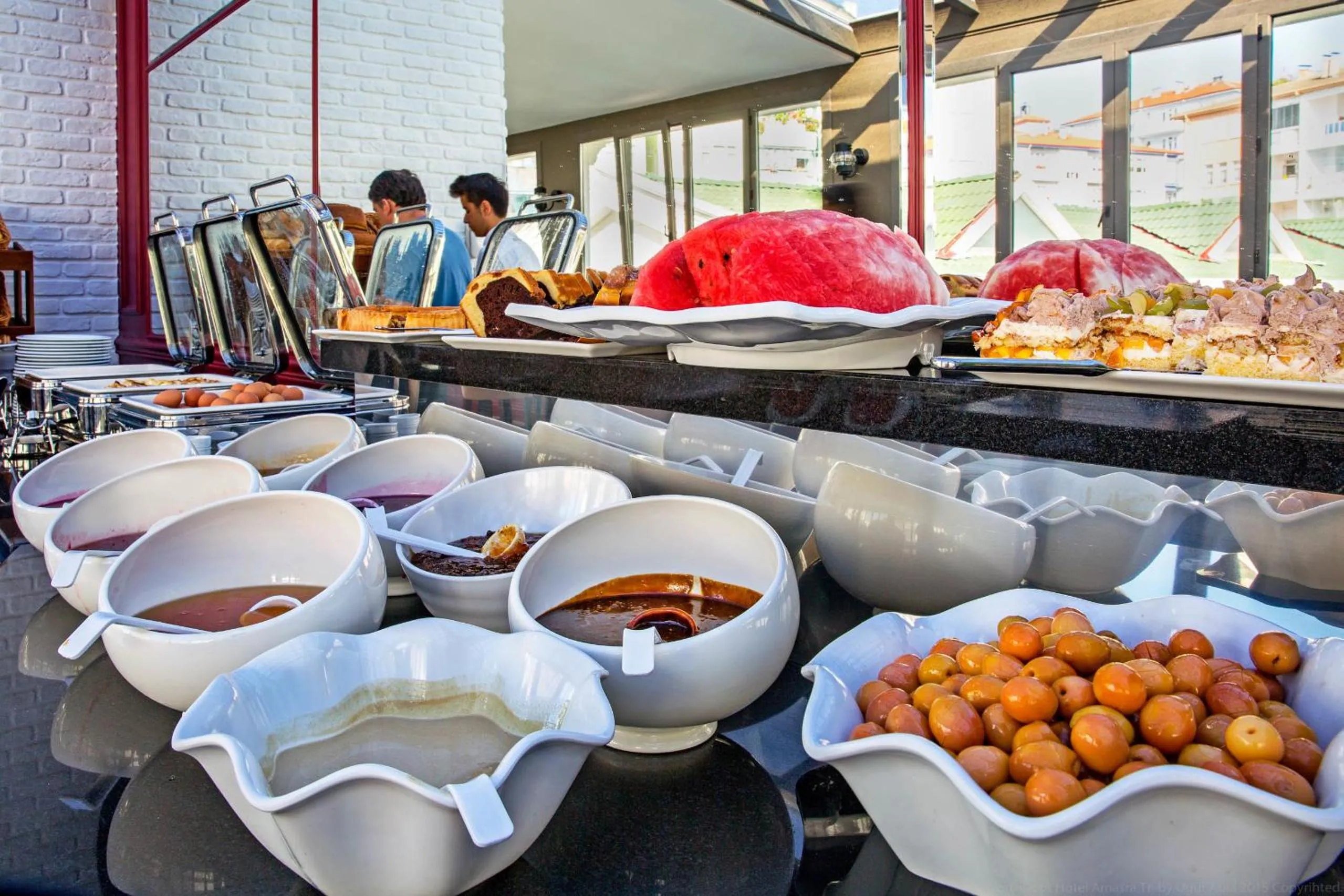 Buffet breakfast in Northdoor Hotel