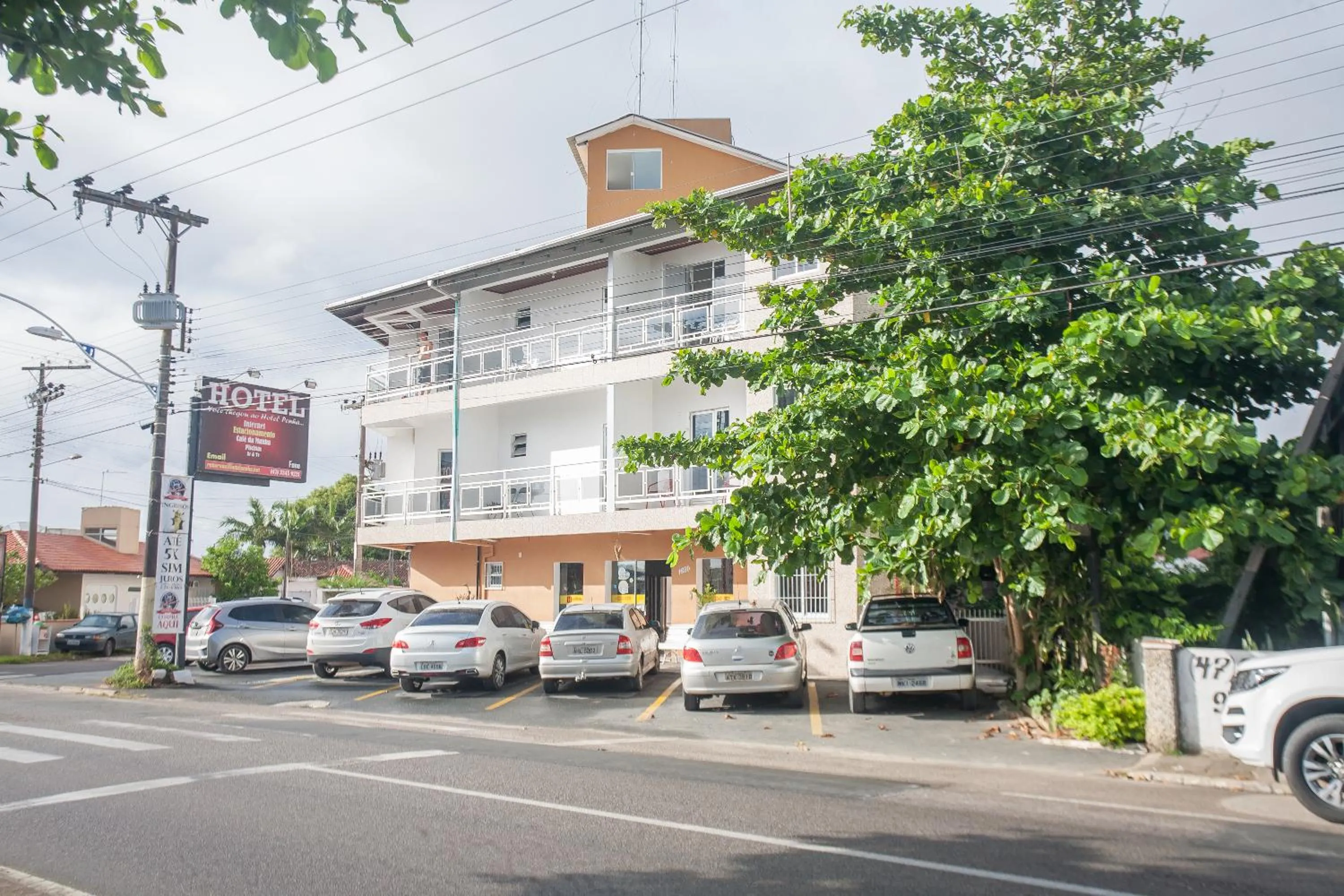Facade/entrance in Hotel Penha