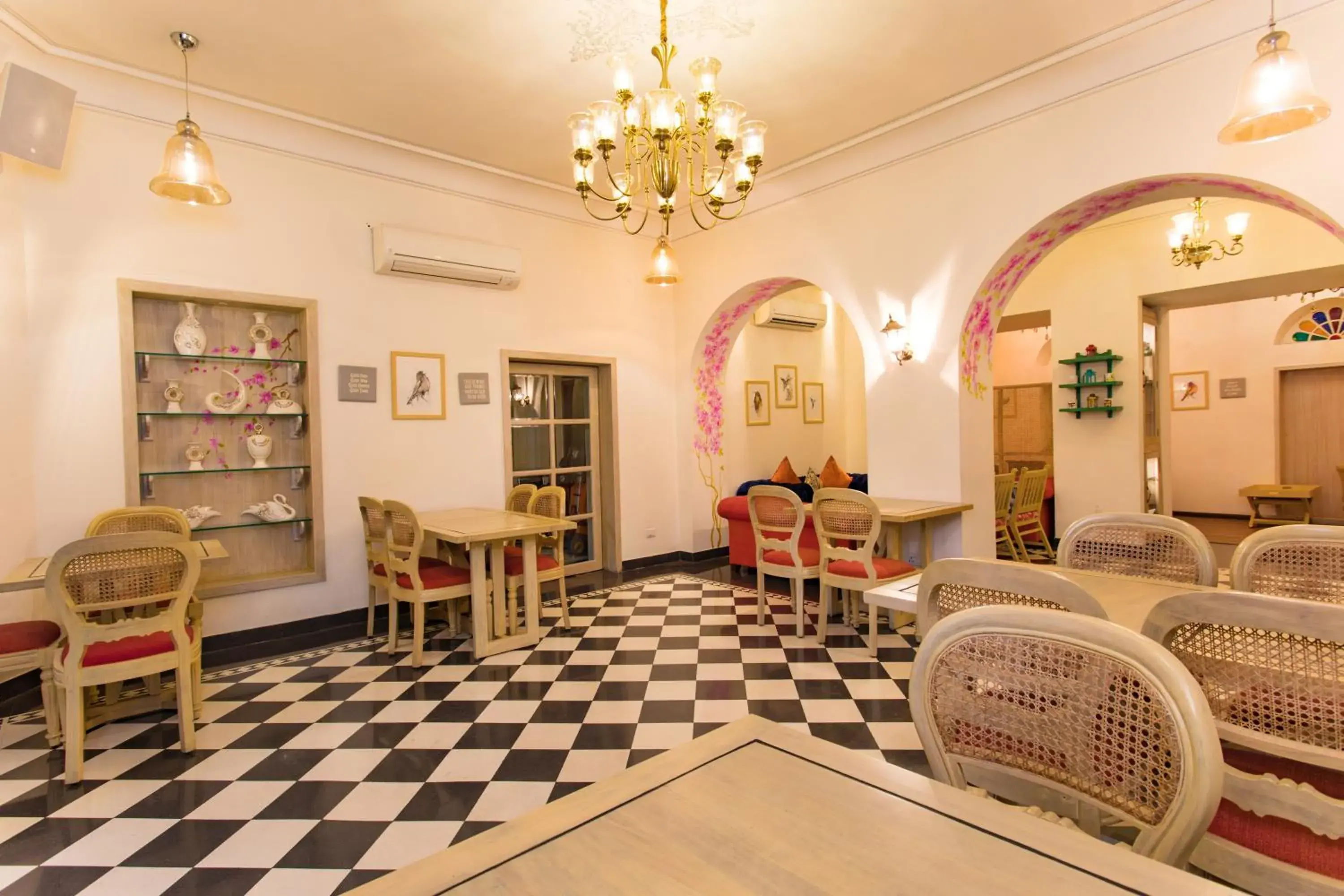 Lounge or bar in Grand Uniara A Heritage Hotel Lounge or bar in Grand Uniara A Heritage Hotel