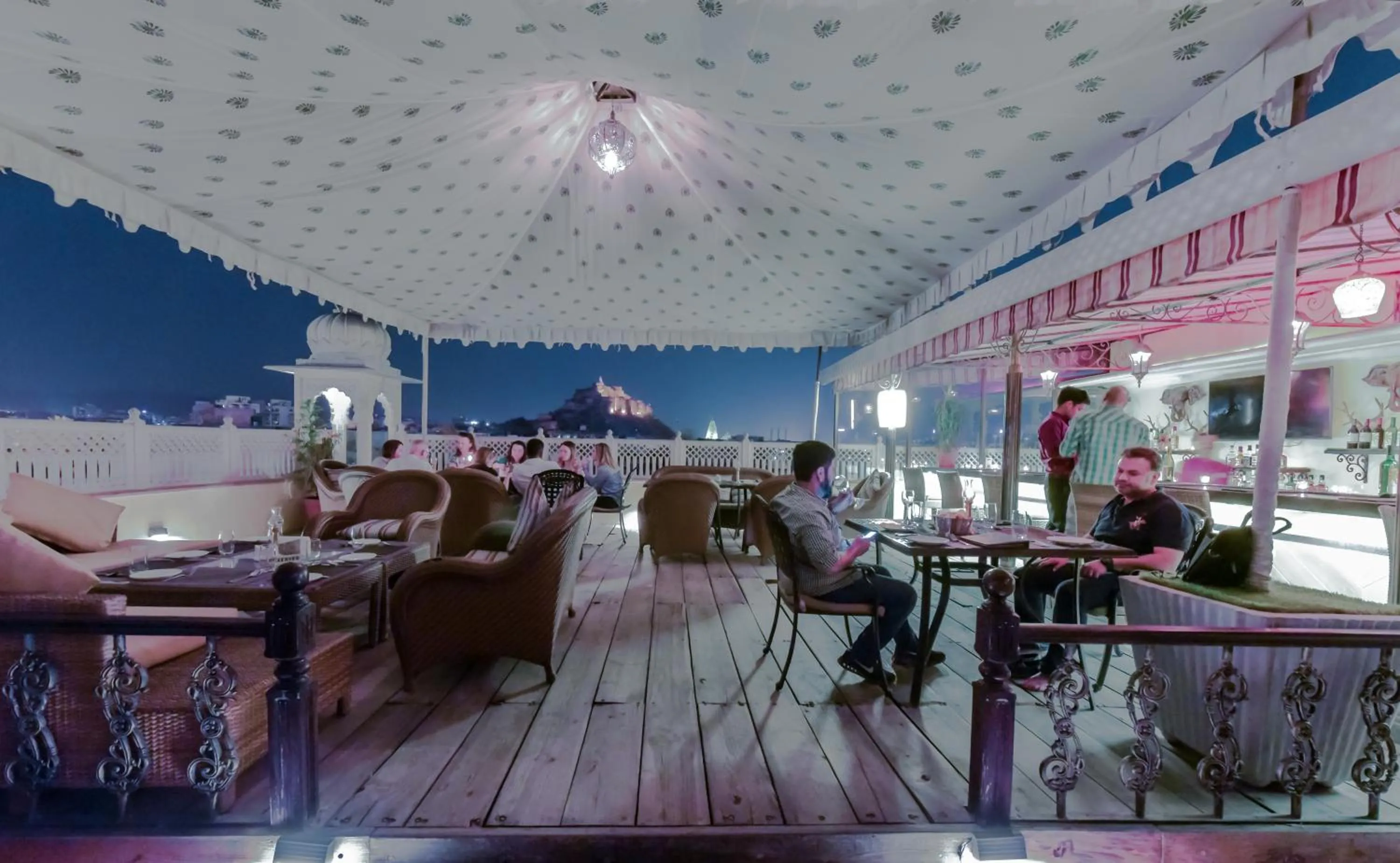 Lounge or bar in Grand Uniara A Heritage Hotel