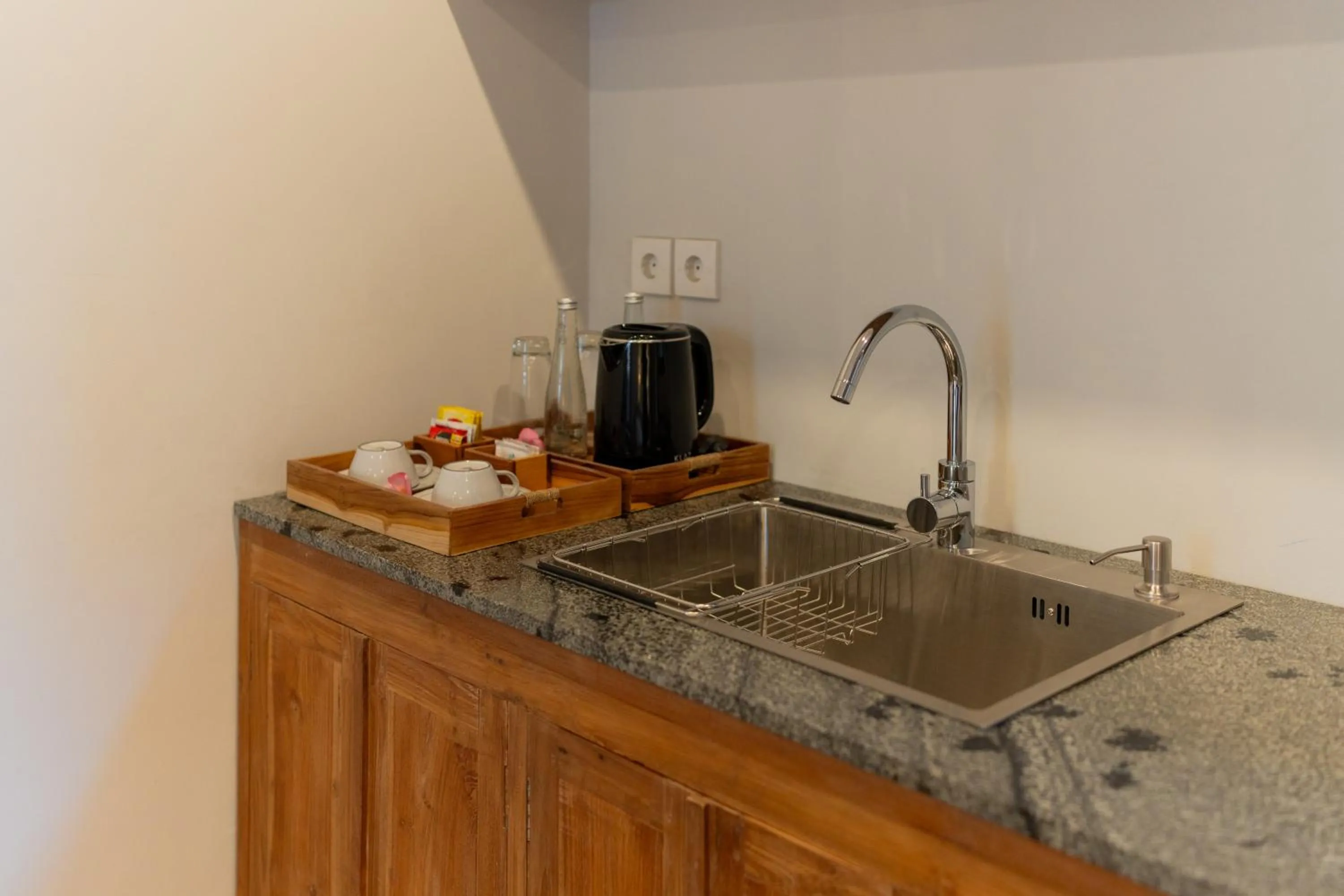 Coffee/tea facilities in Mamora Living Ubud