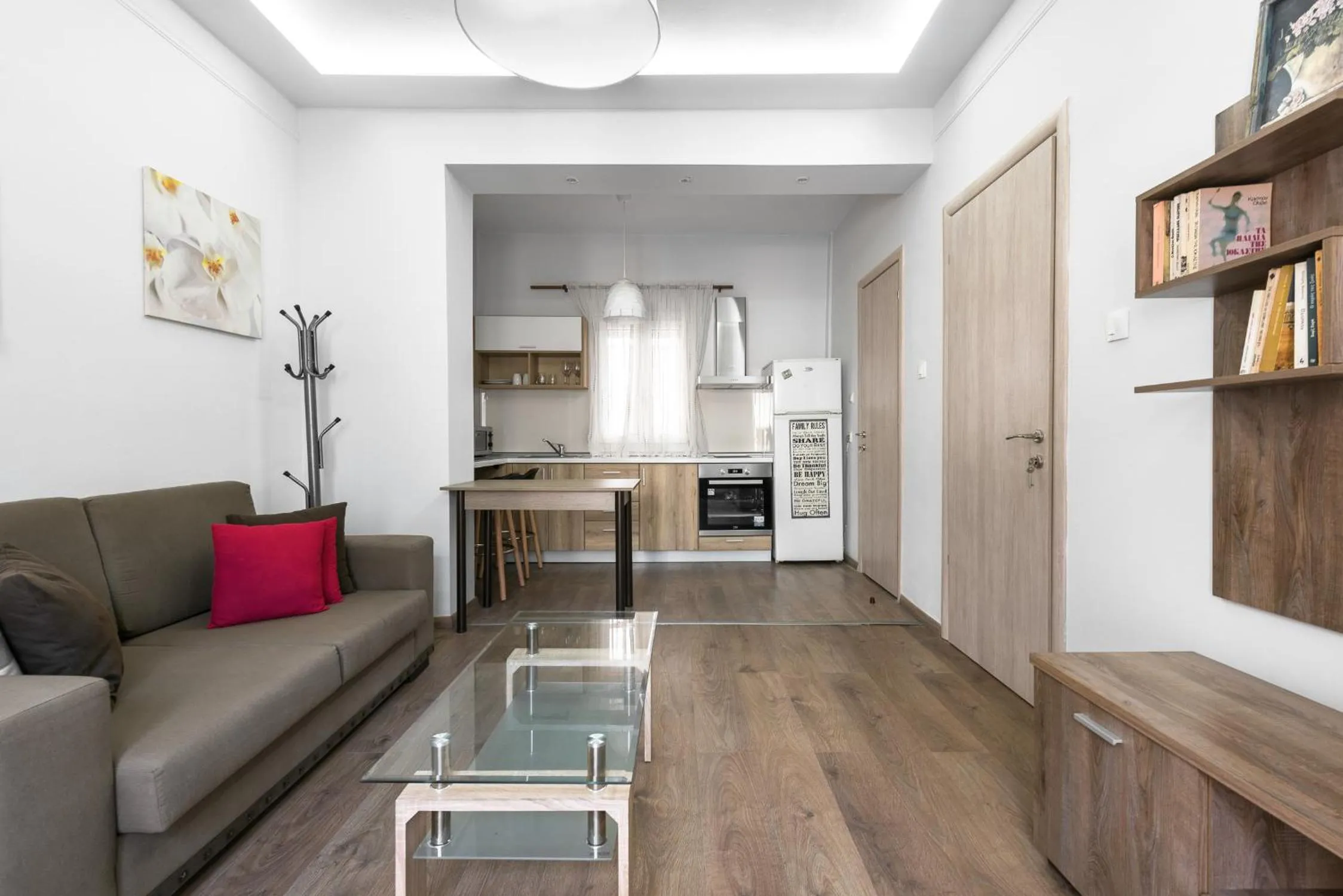 Living room in 93, Nilie Hospitality MGMT