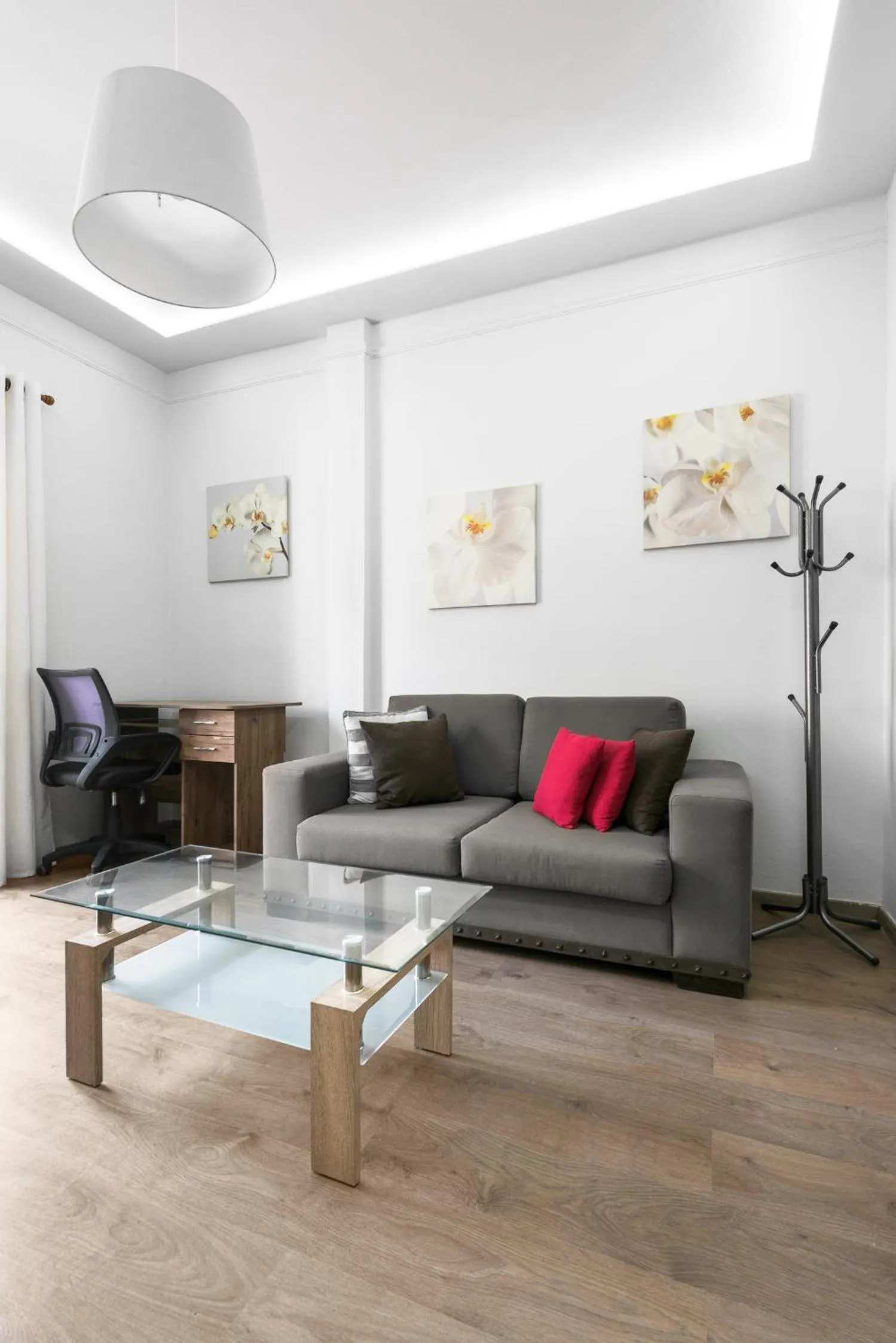 Living room in 93, Nilie Hospitality MGMT