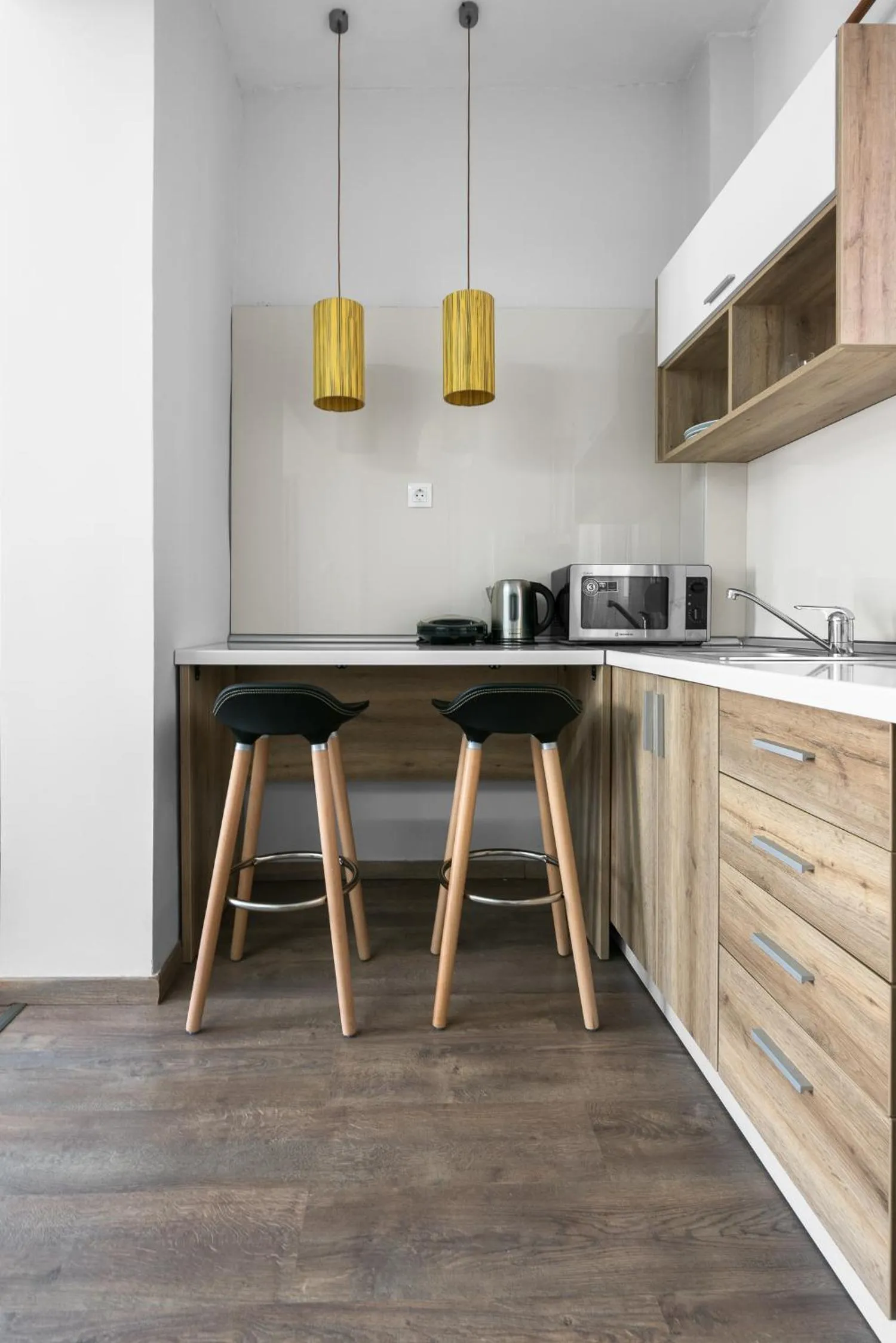 Kitchen or kitchenette in 93, Nilie Hospitality MGMT