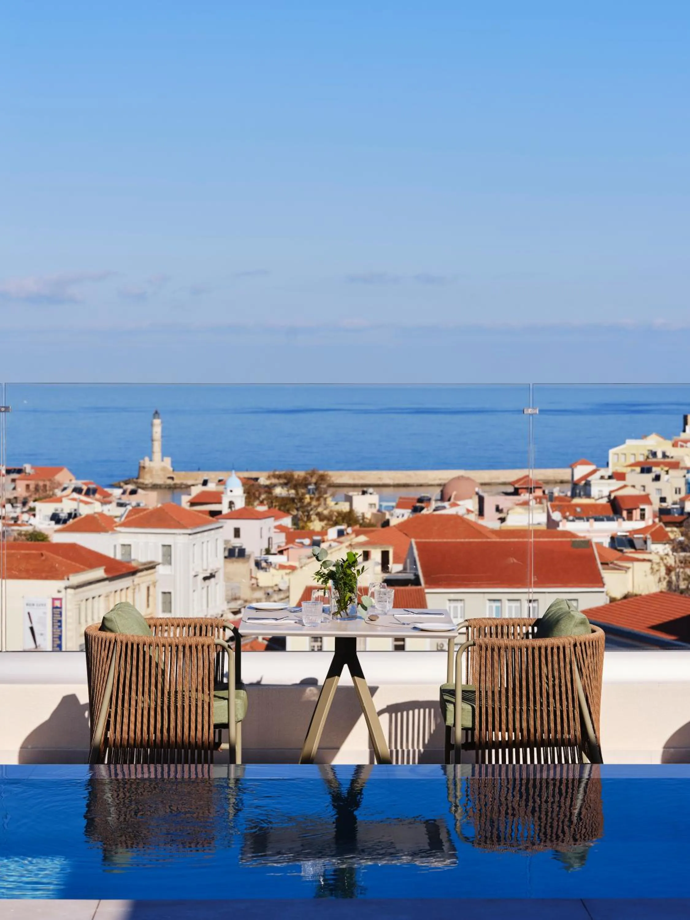 Restaurant/places to eat in Hilton Garden Inn Chania City