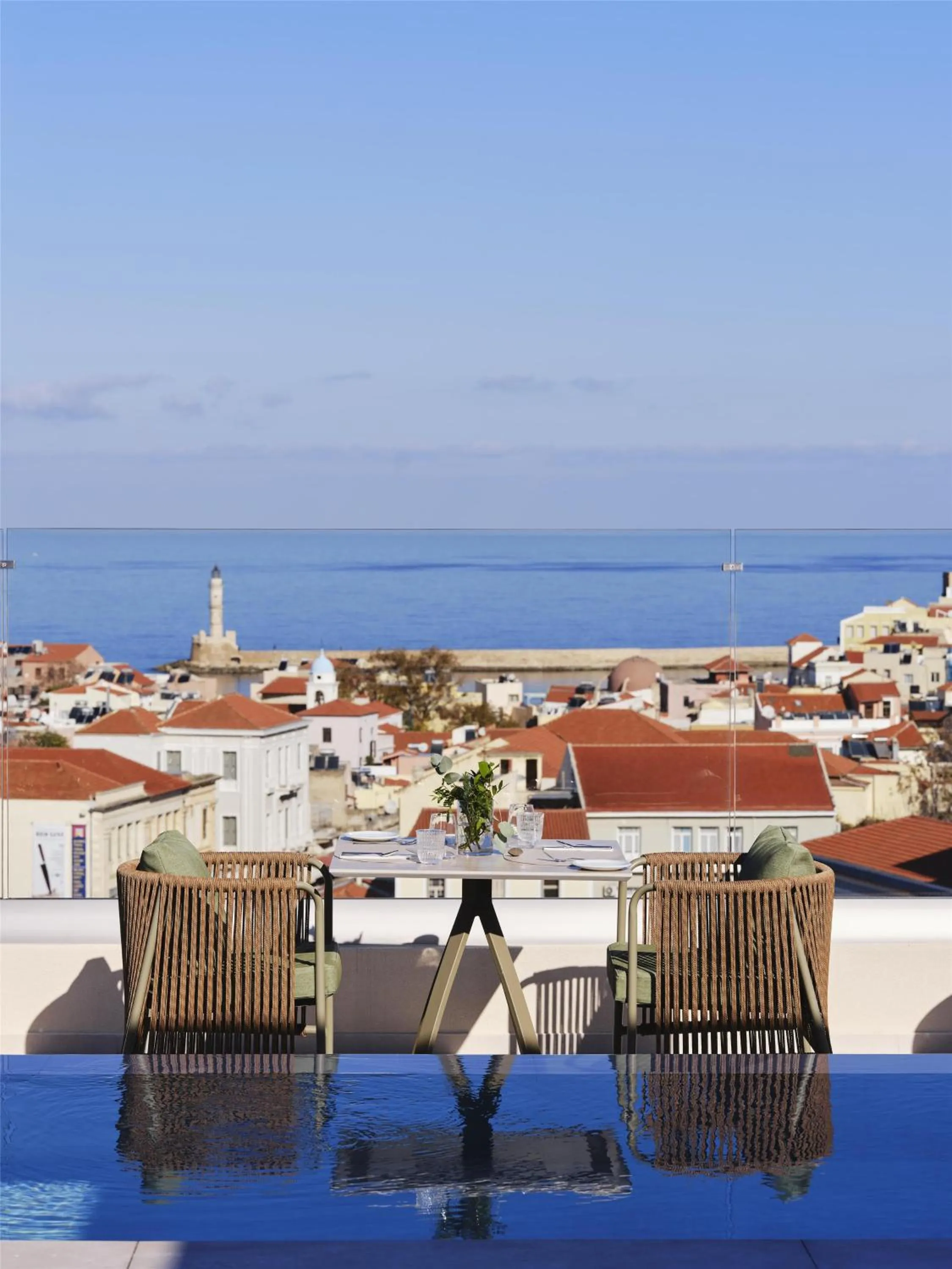 Restaurant/places to eat in Hilton Garden Inn Chania City