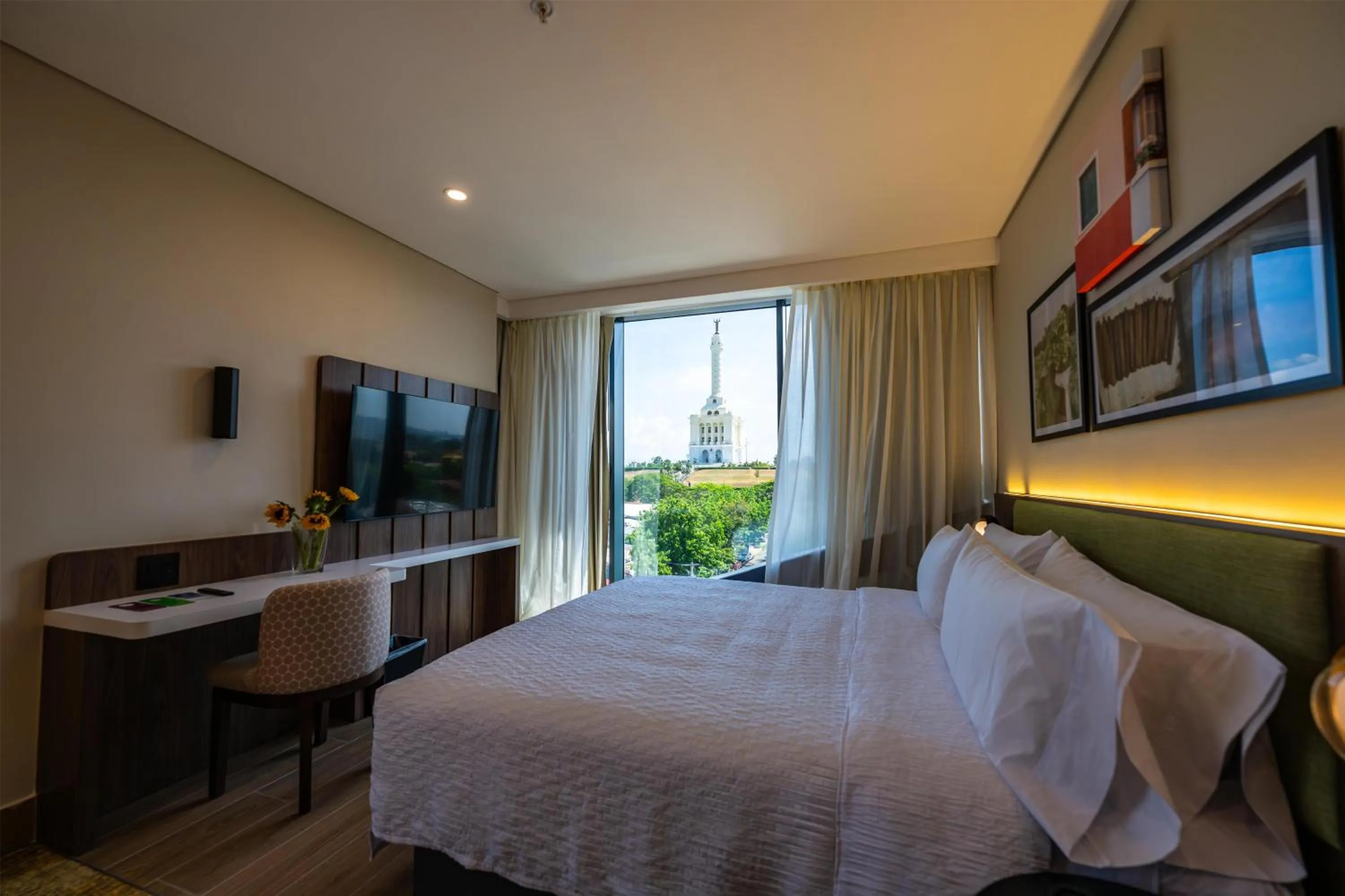 Bed in Hotel Hampton By Hilton Santiago De Los Caballeros