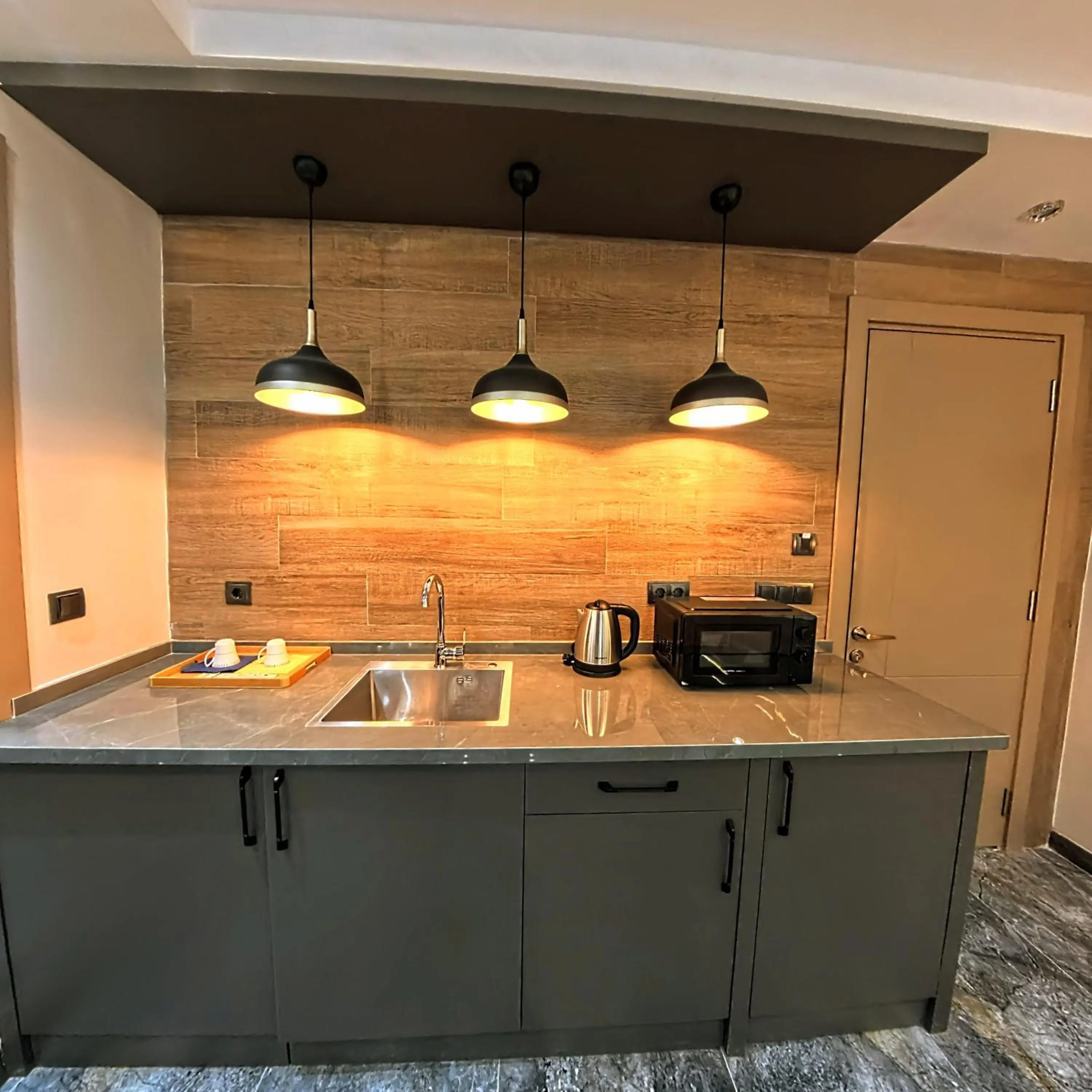 Kitchen or kitchenette in Tikir House