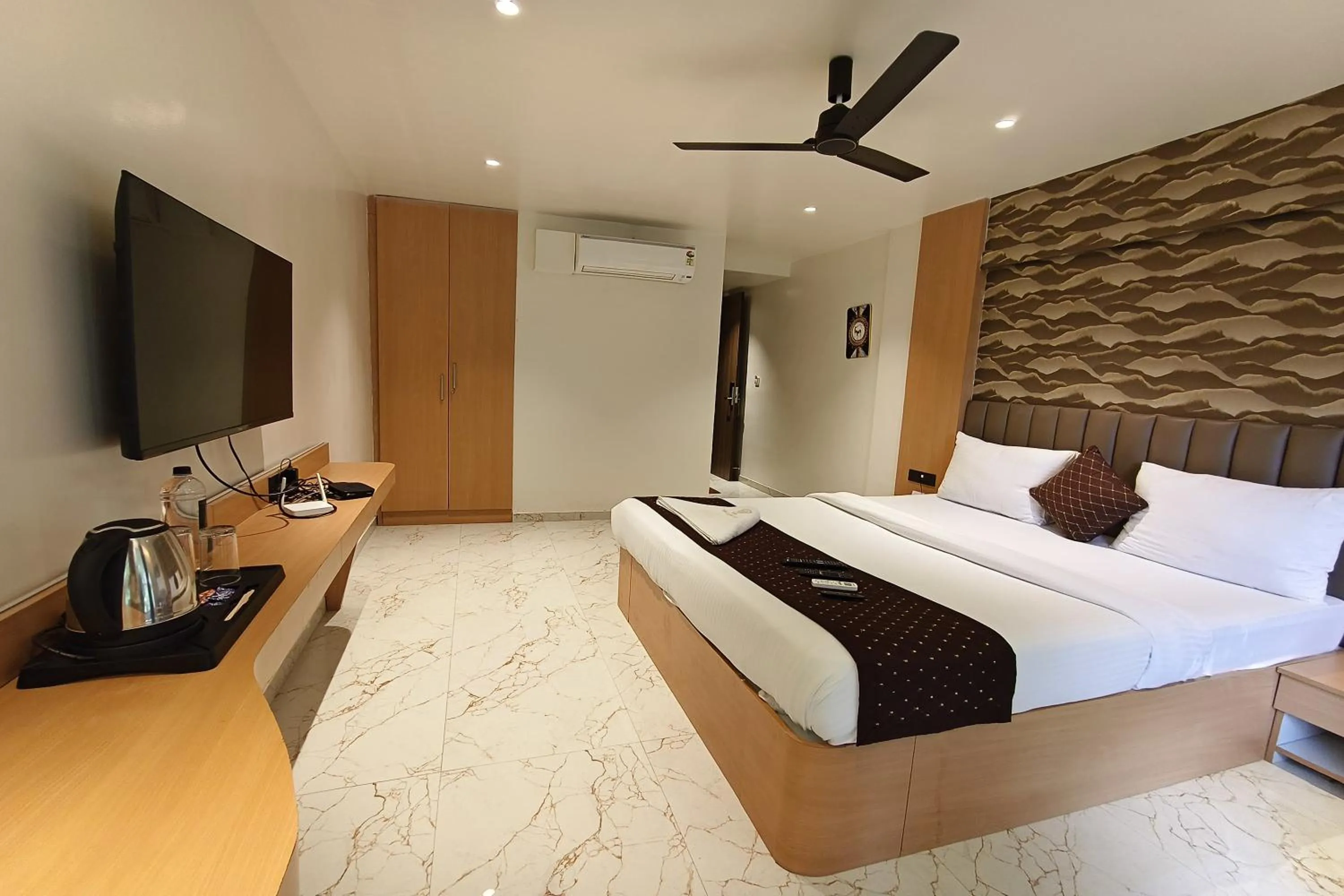 Bed in The Golden Arc