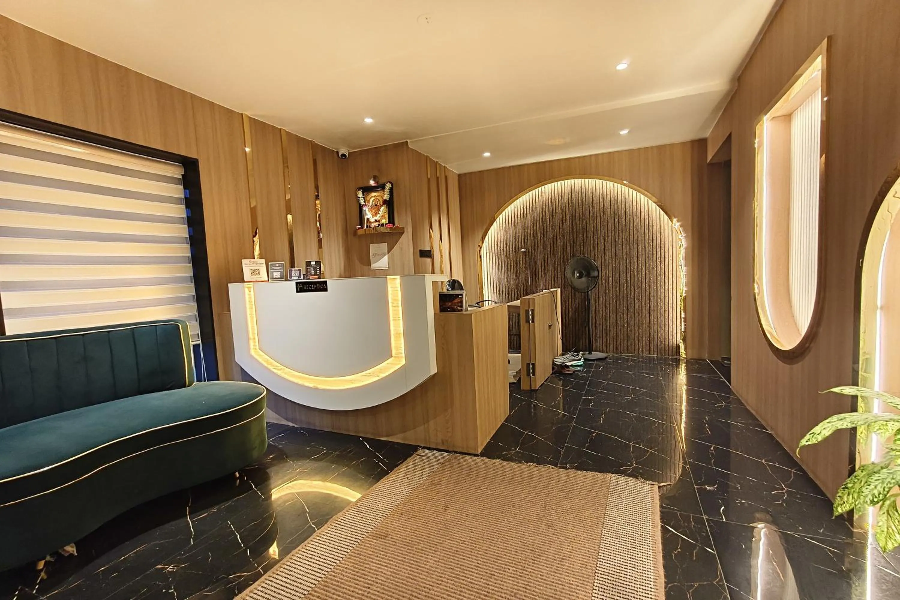 Lobby or reception in The Golden Arc