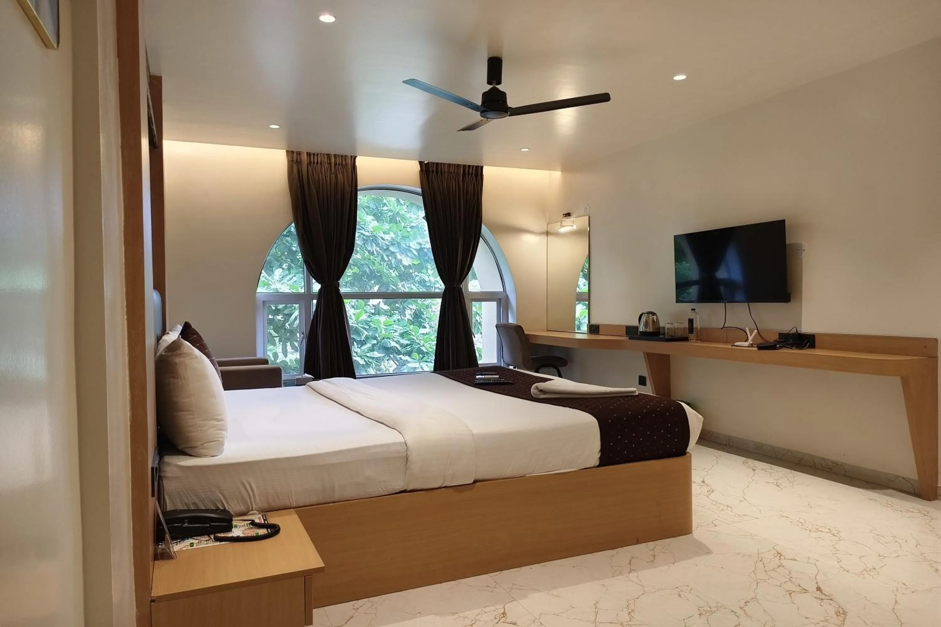 Bed in The Golden Arc