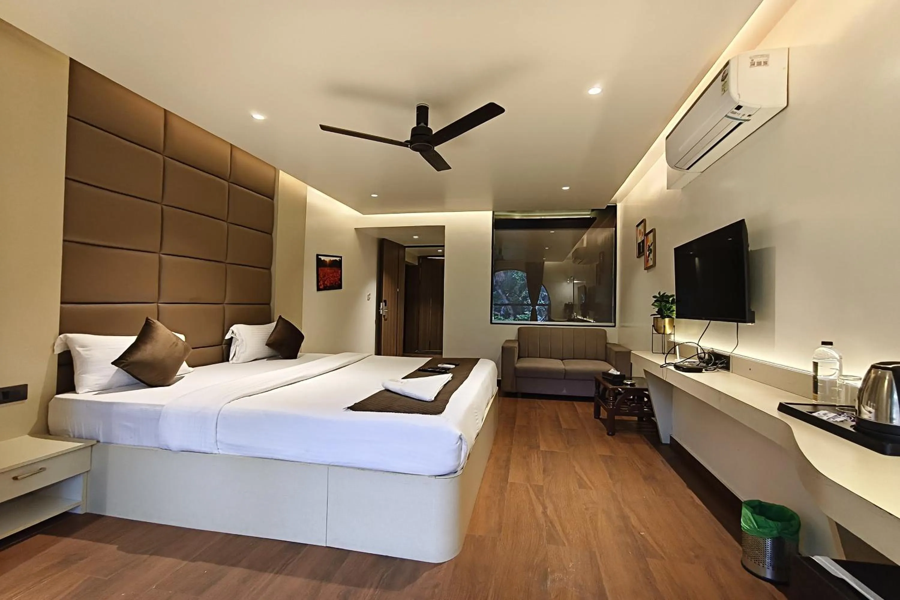 Bed in The Golden Arc