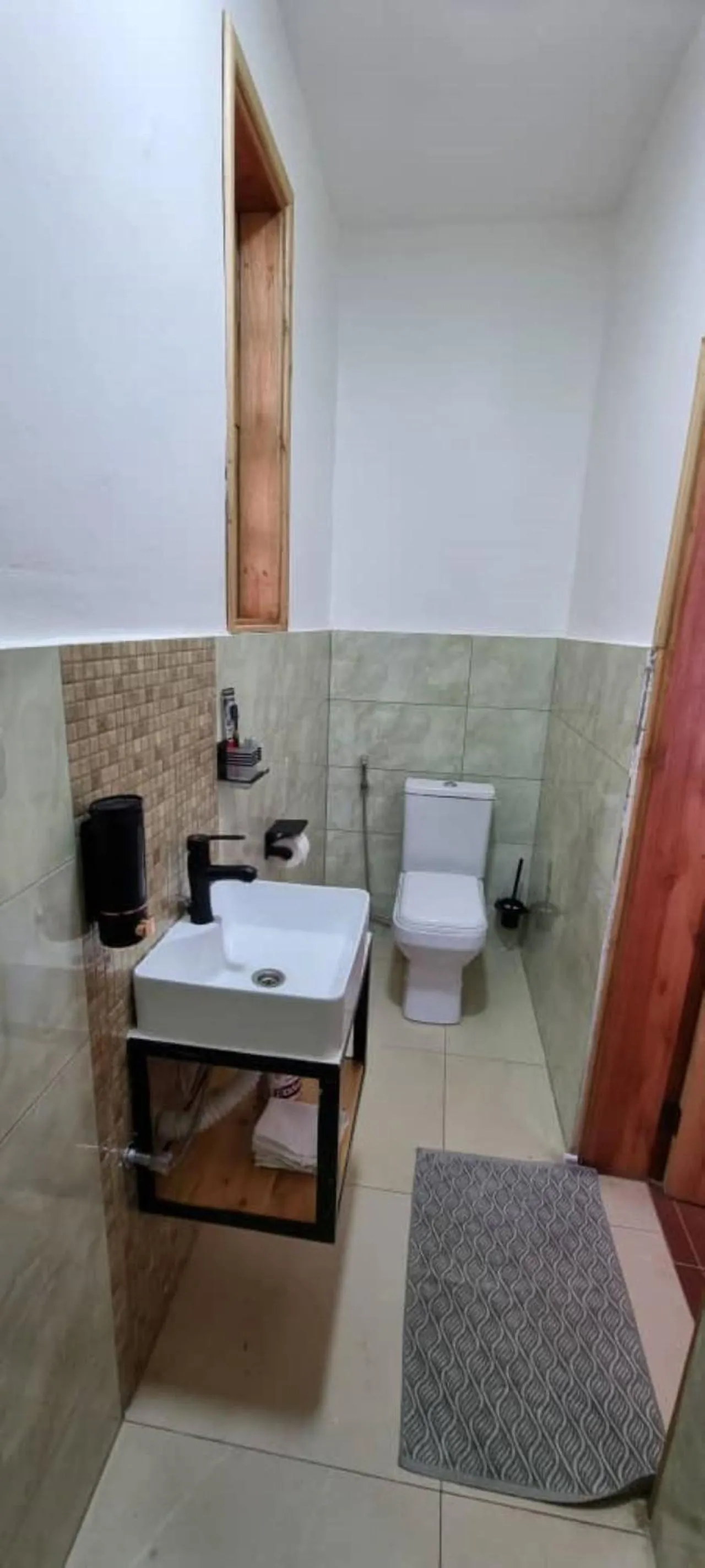 Toilet in Coffee Pot Hotel