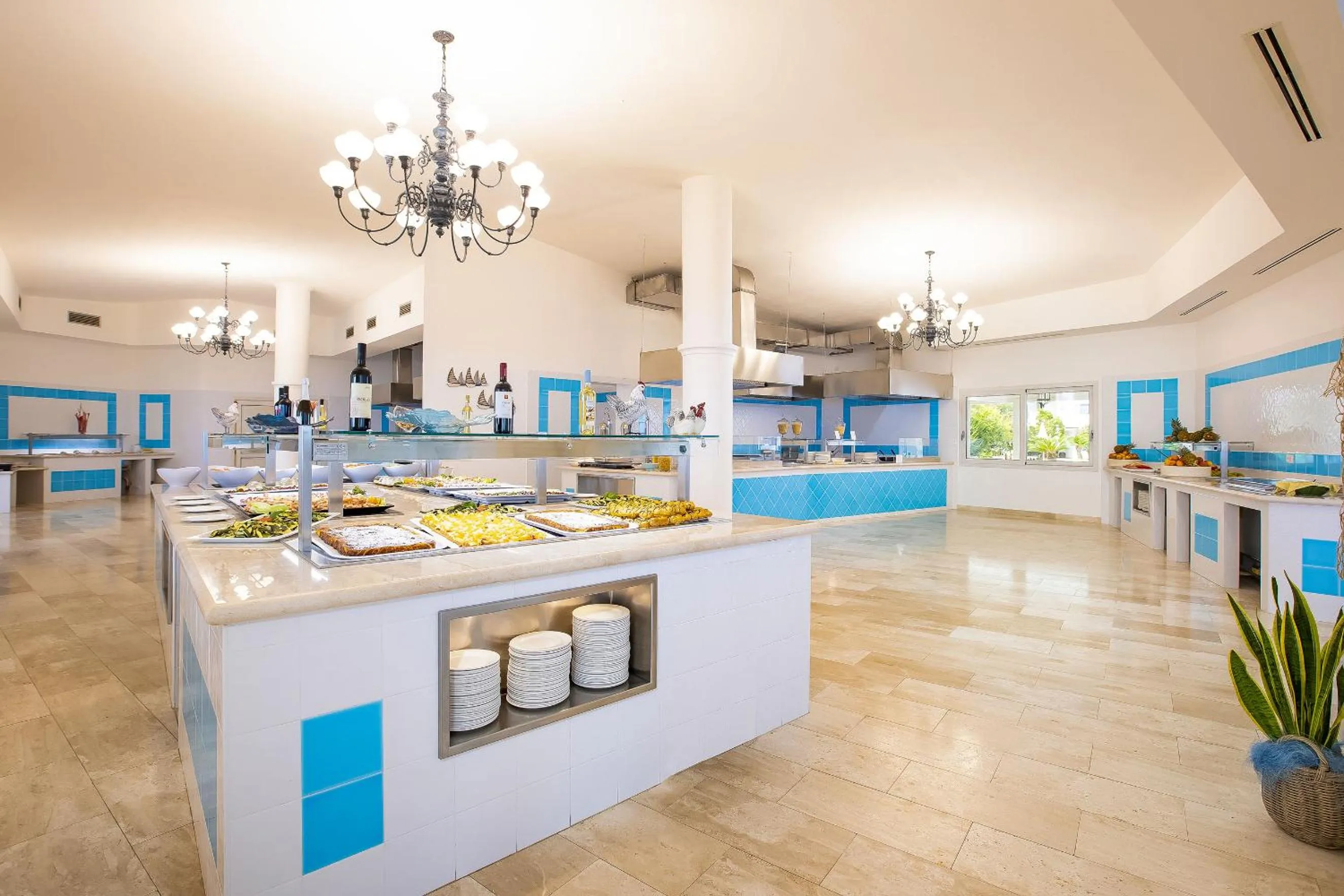 Restaurant/places to eat in Alba Dorata Resort