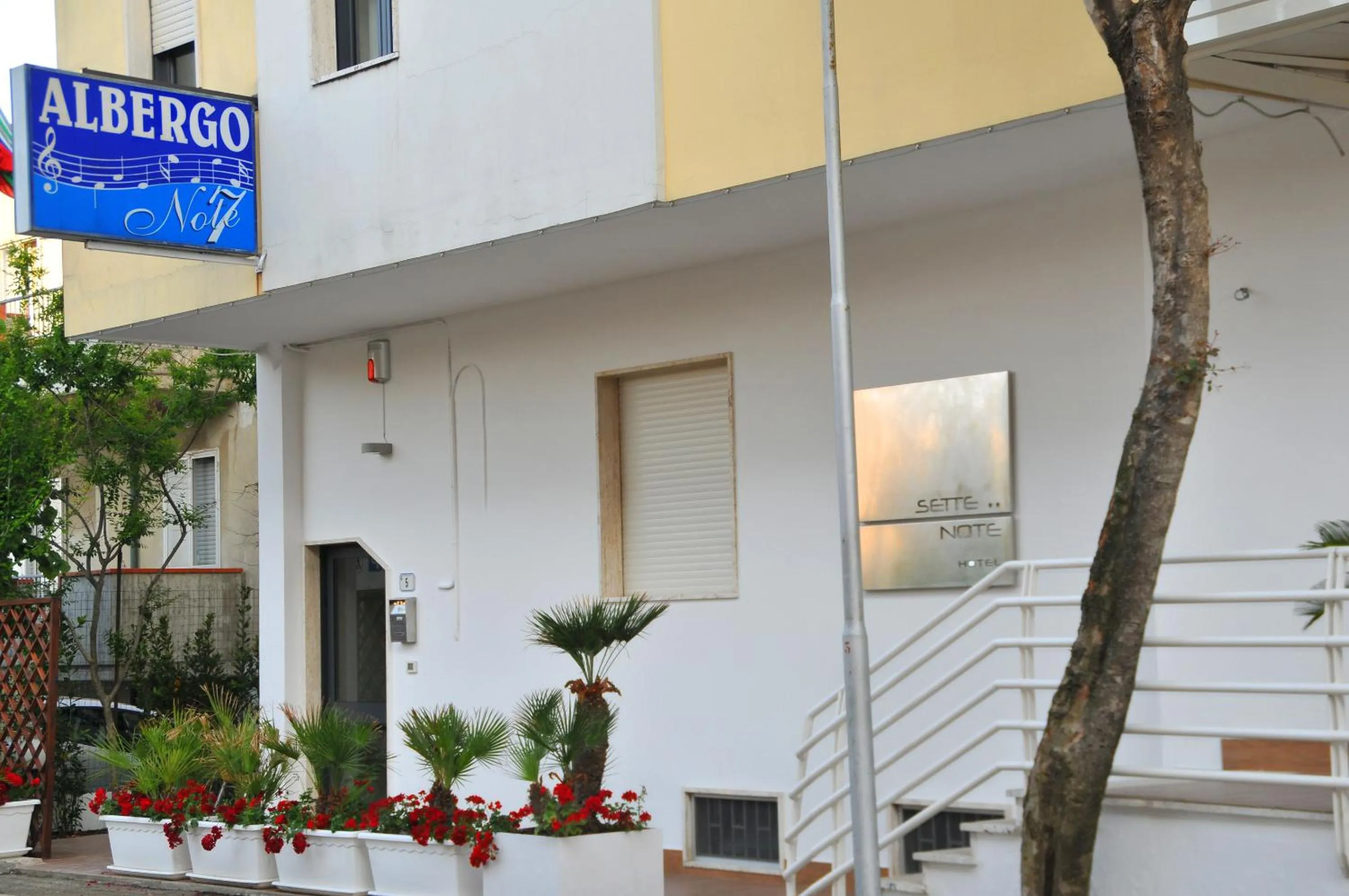 Facade/entrance in Hotel Sette Note