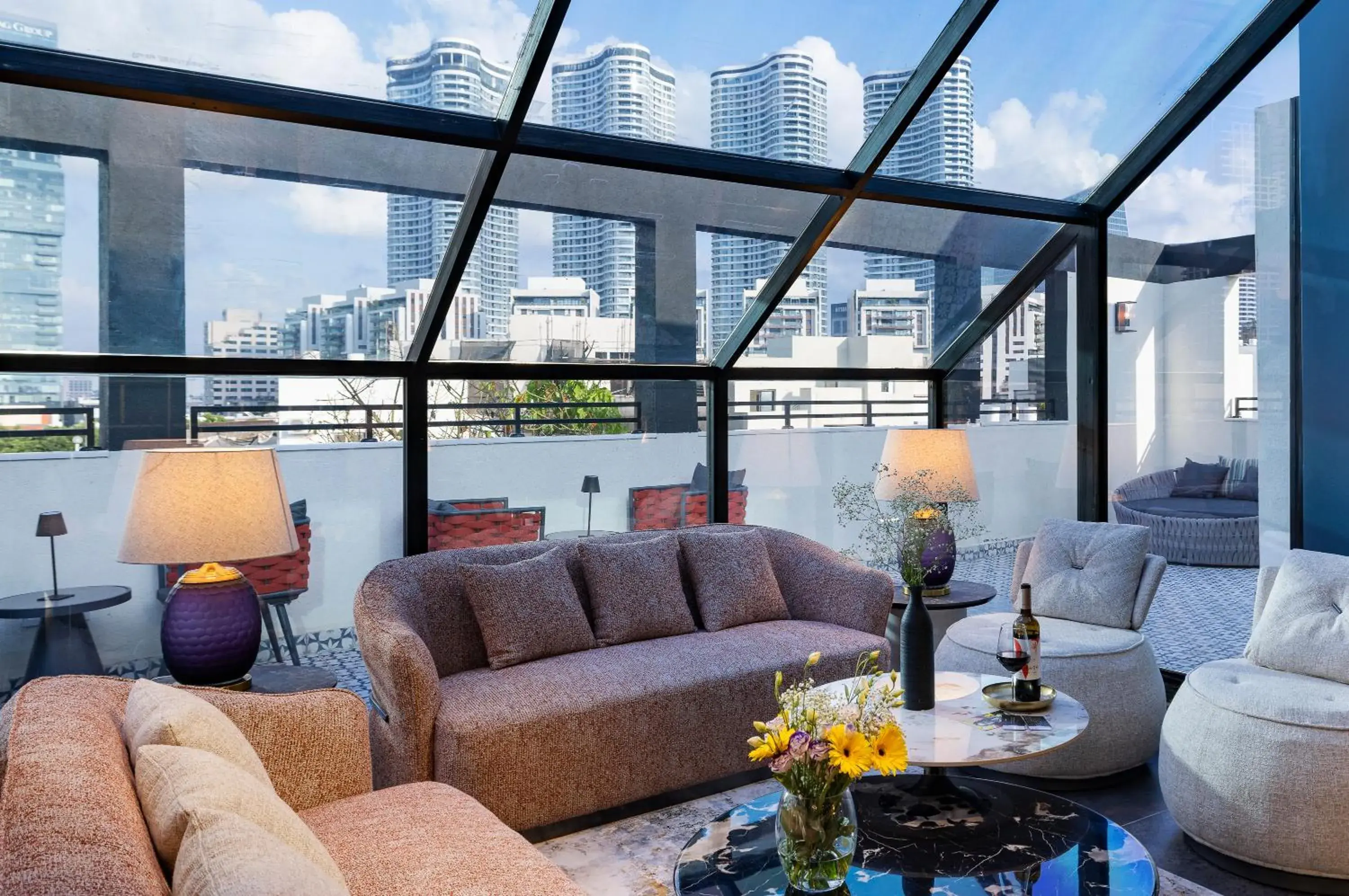 Iconic Hotel - by Echo Hotels Iconic Hotel - by Echo Hotels