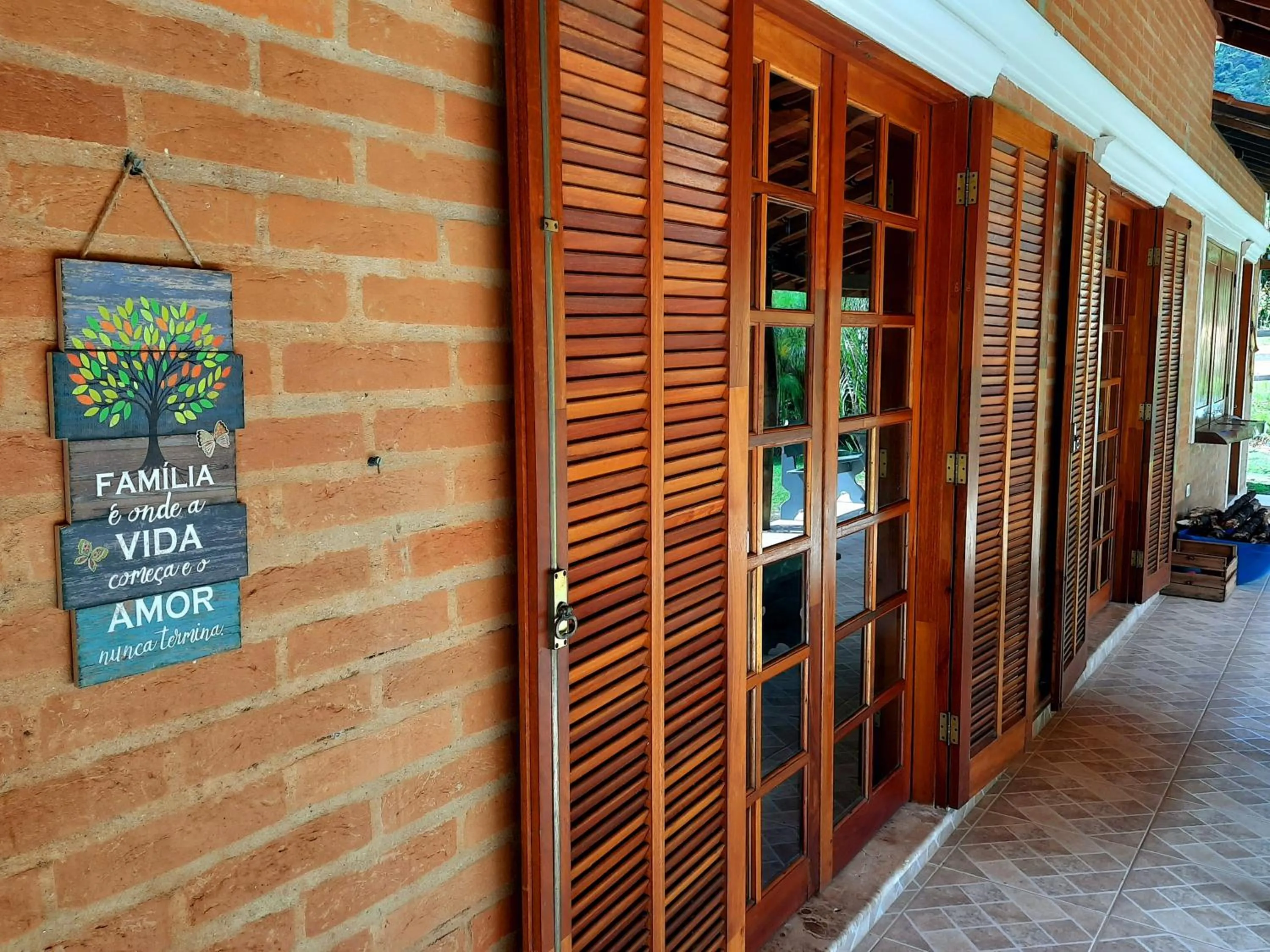 Toca - Bairro Serrano