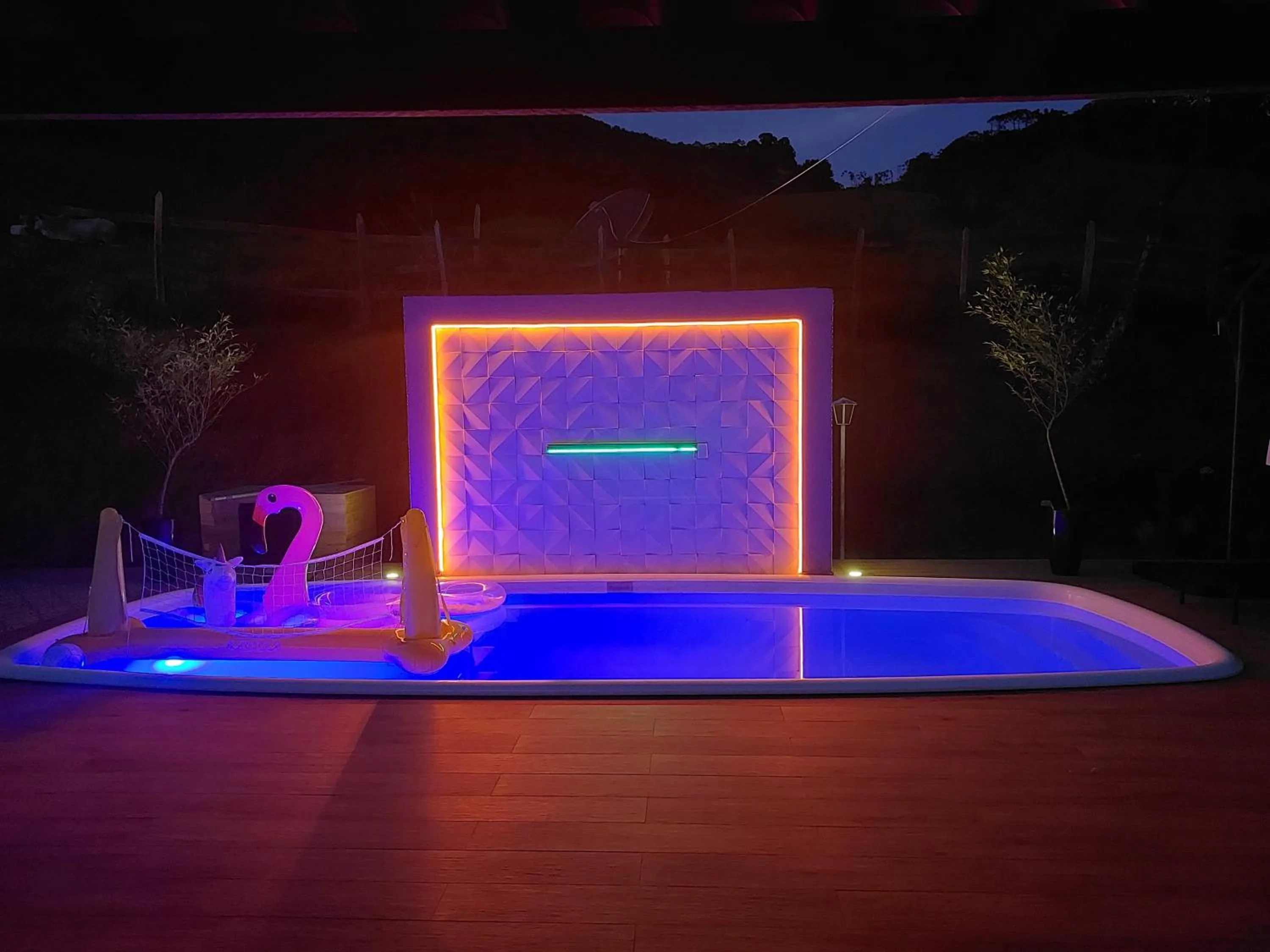 Swimming pool in Toca - Bairro Serrano