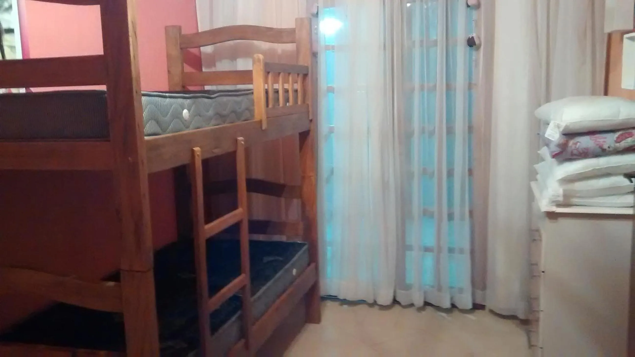 Bed in Toca - Bairro Serrano