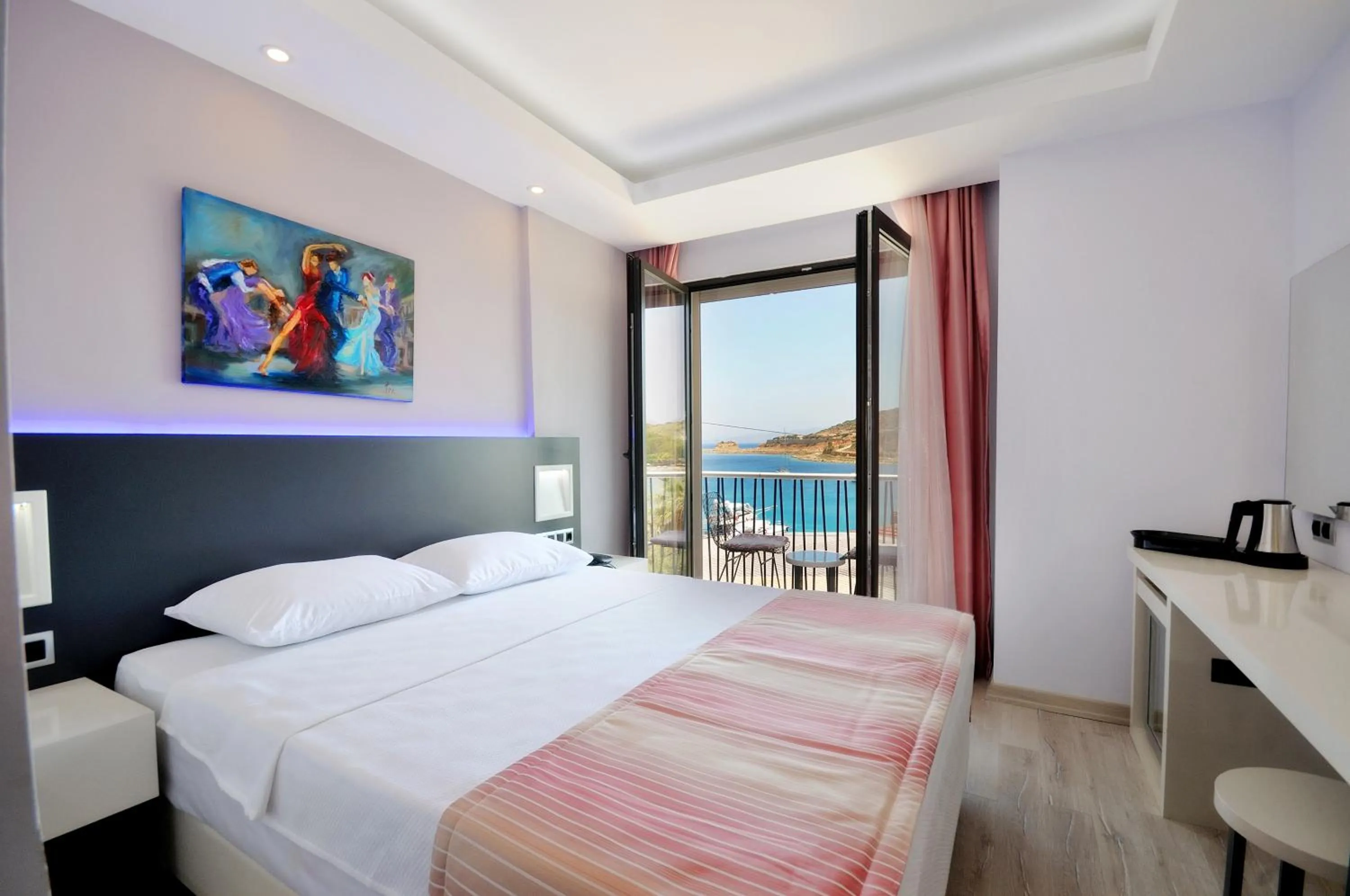 Bed in Datca Sapphire Hotel