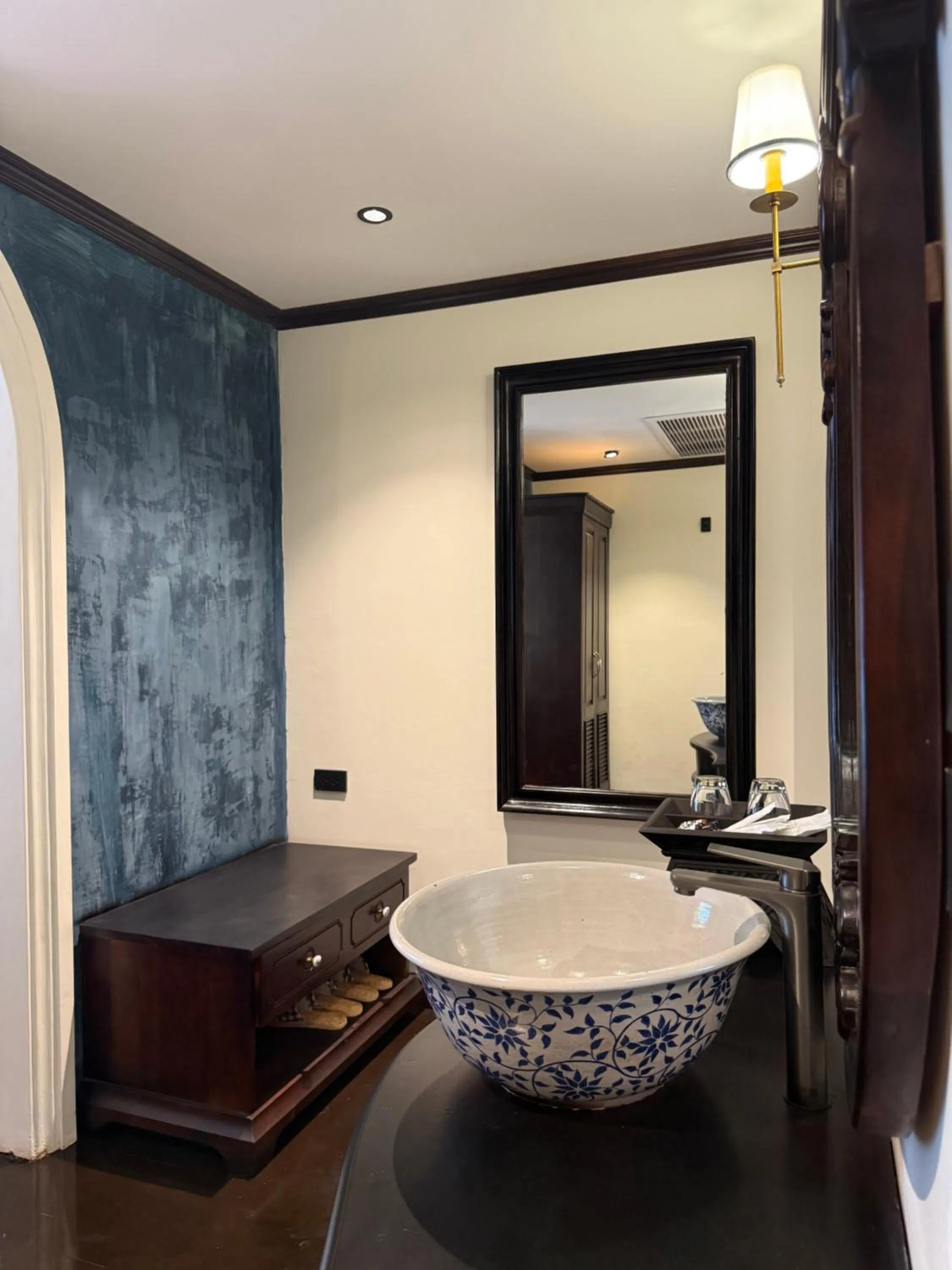 Bathroom in Sengphachanh Heritage Boutique