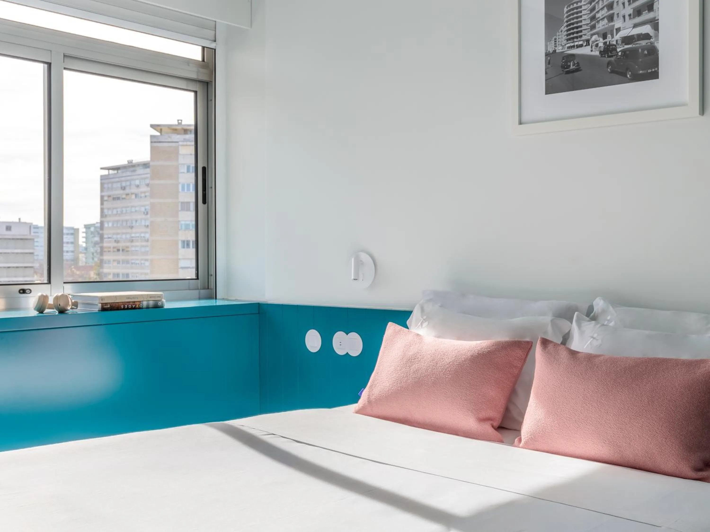 Bed in LSA Alvalade by Numa
