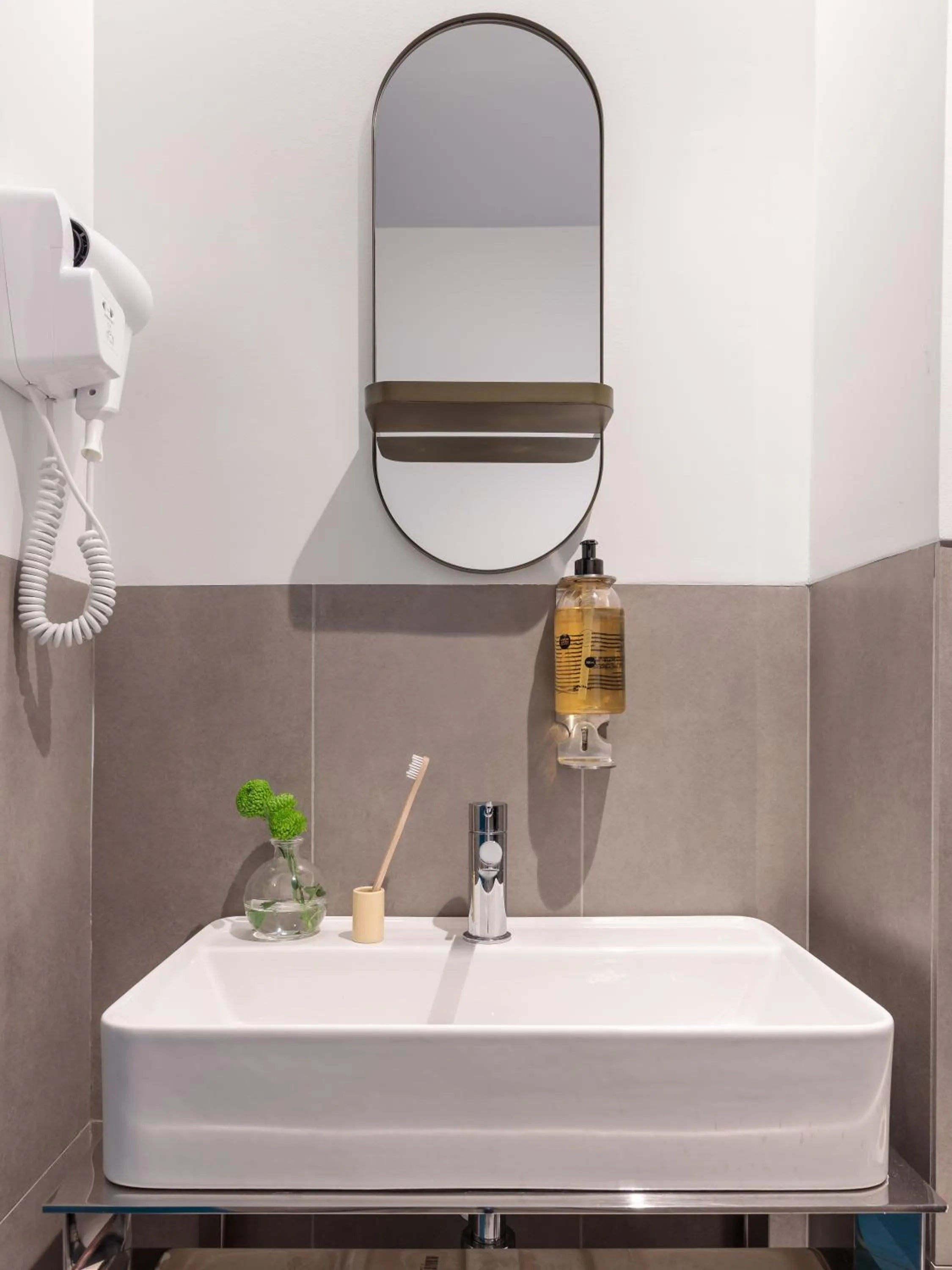Bathroom in LSA Alvalade by Numa