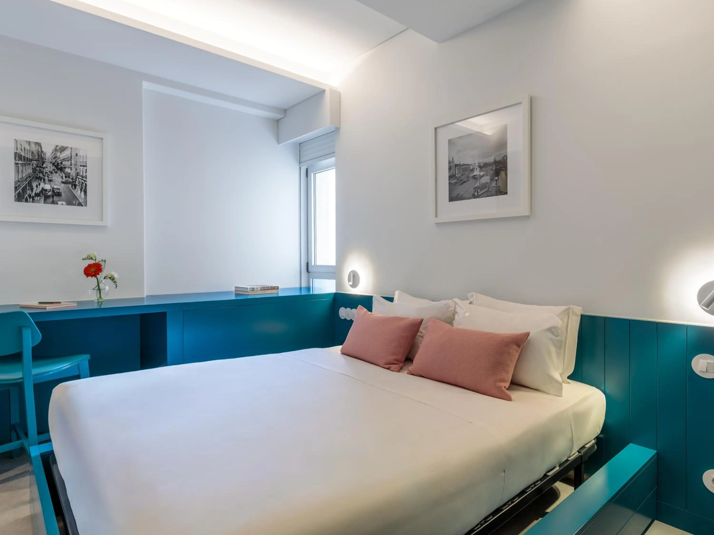 Bed in LSA Alvalade by Numa