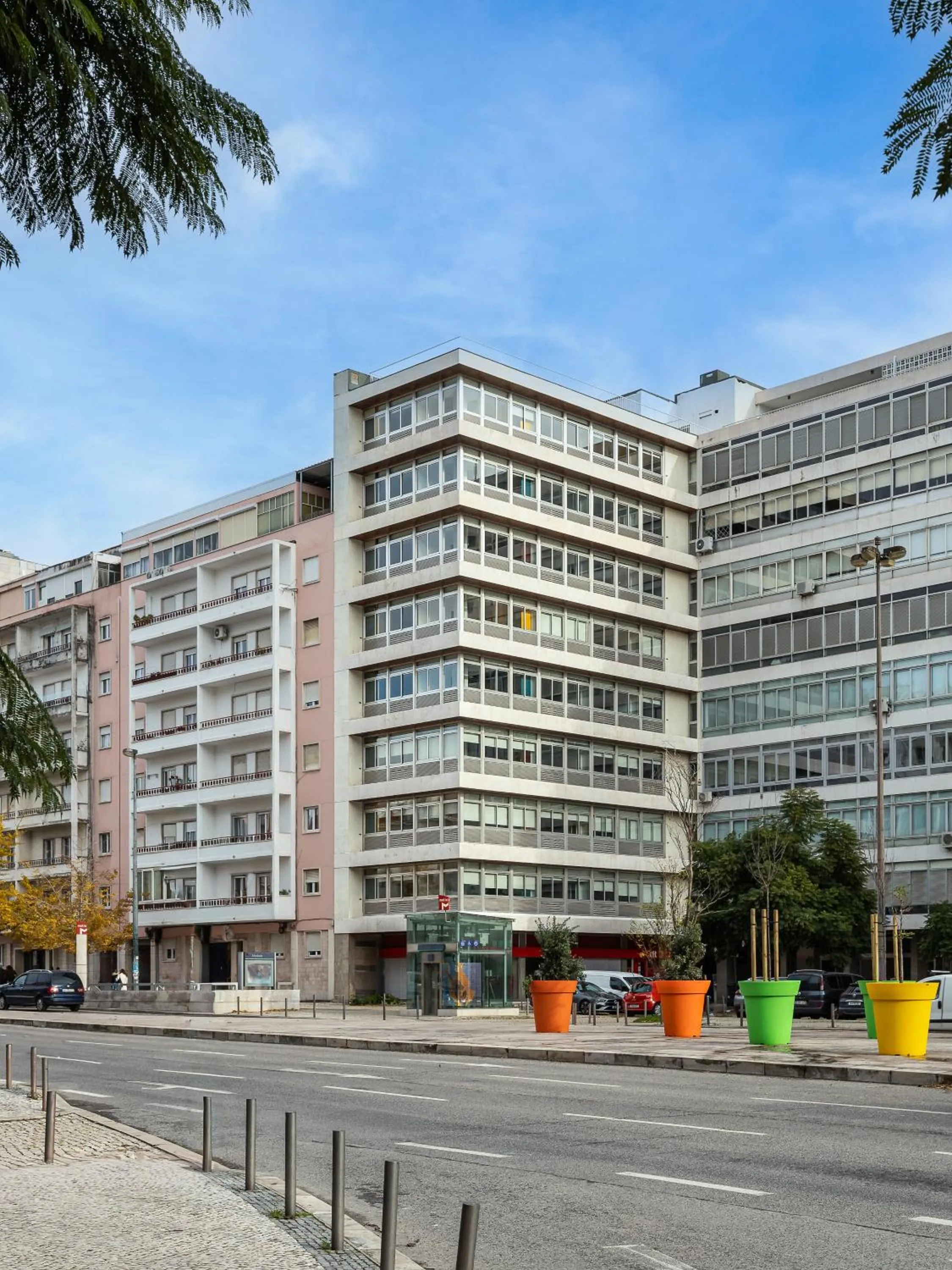 Property building in LSA Alvalade by Numa