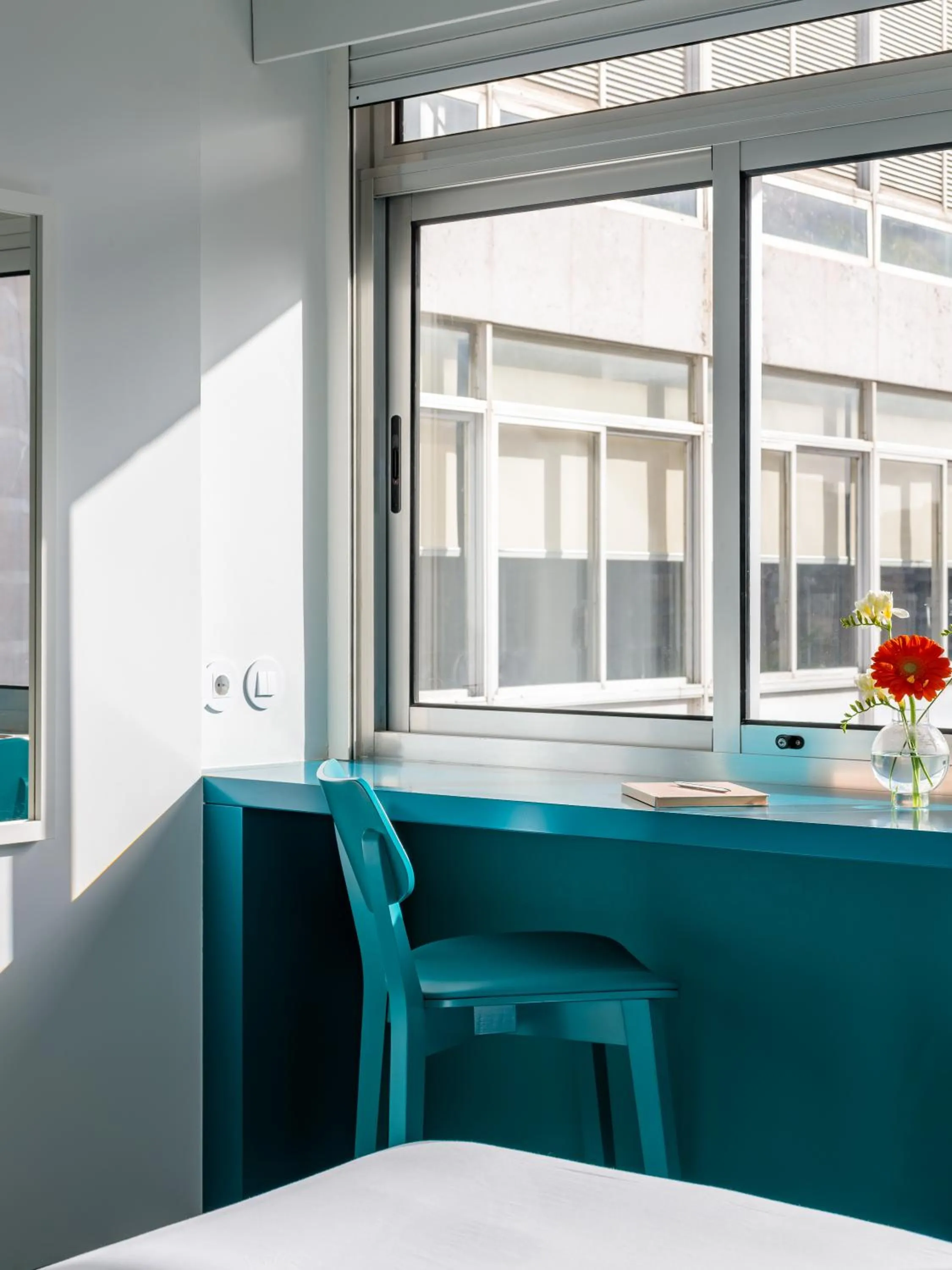 Seating area in LSA Alvalade by Numa