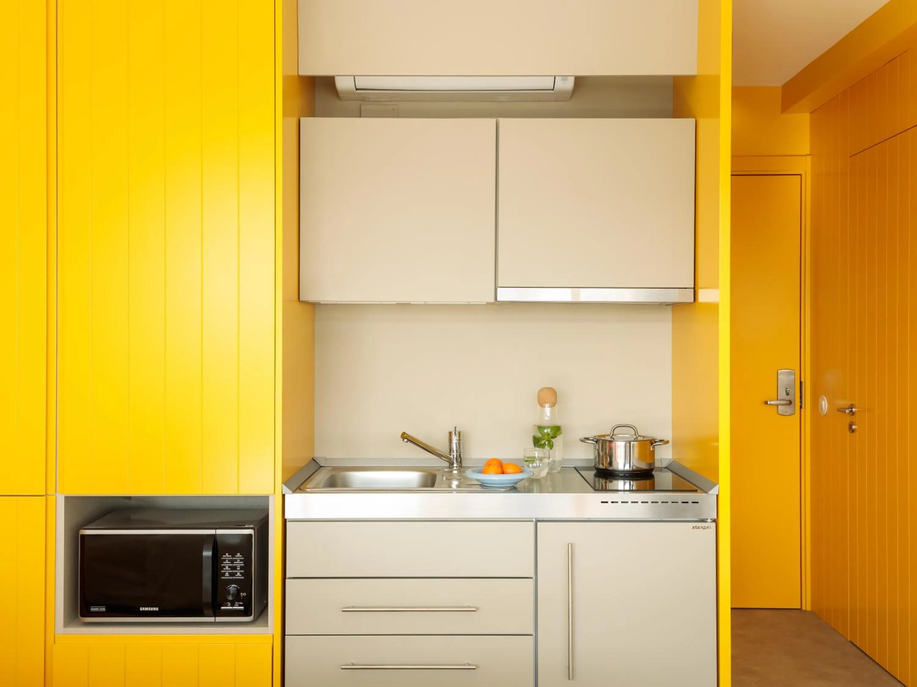 Kitchen or kitchenette in LSA Alvalade by Numa