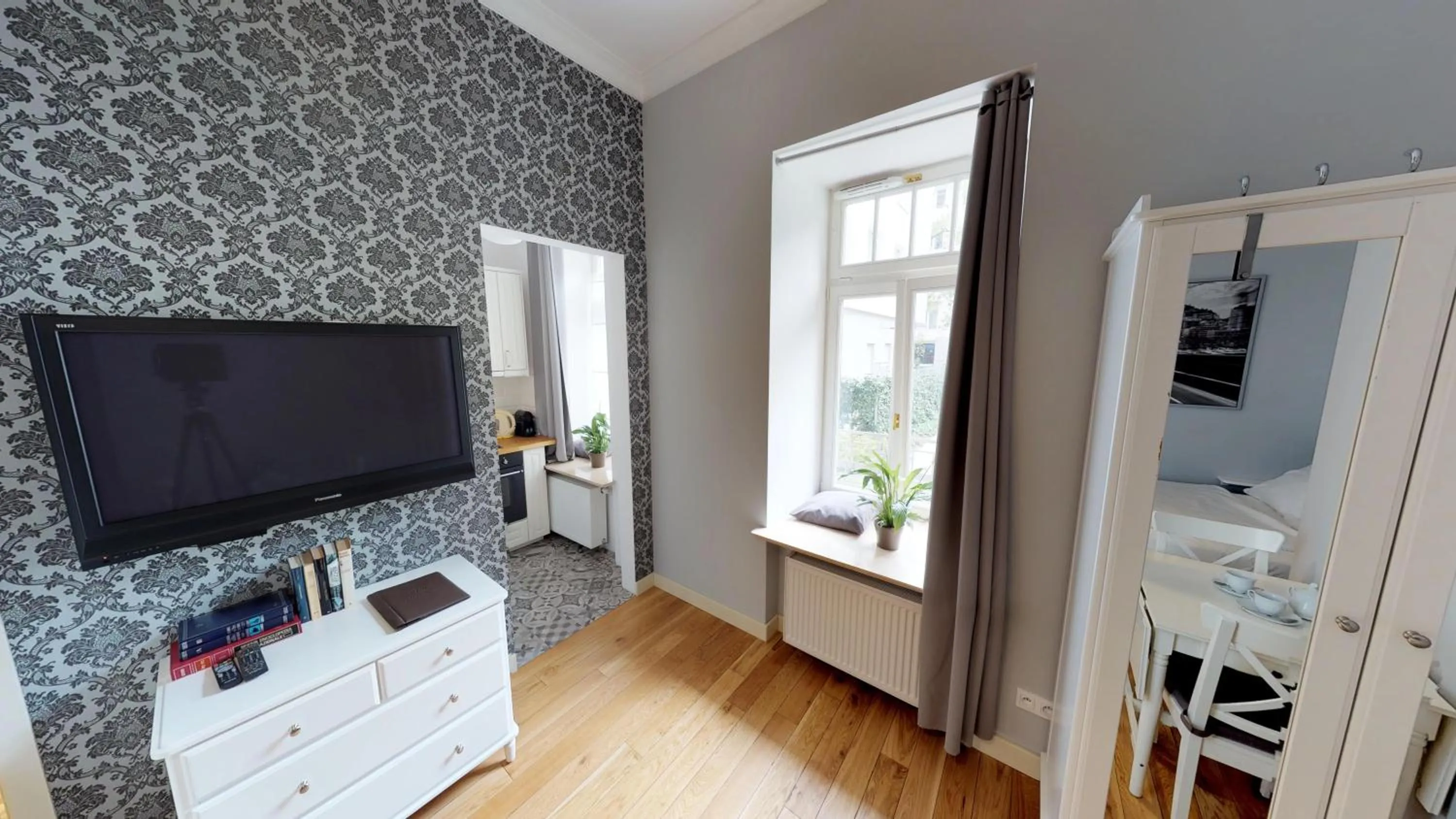 TV and multimedia in Warsaw Concept